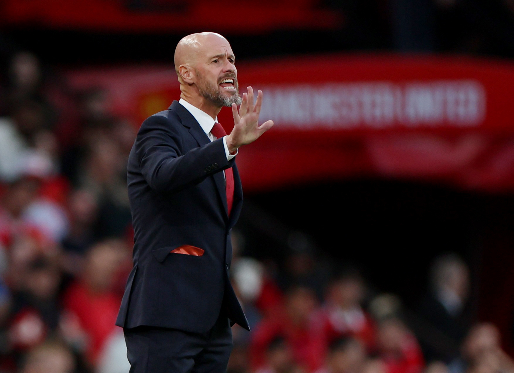 Cột mốc đ&aacute;ng nhớ của Joshua Zirkzee trong lần đầu kho&aacute;c &aacute;o Man United- Ảnh 3.