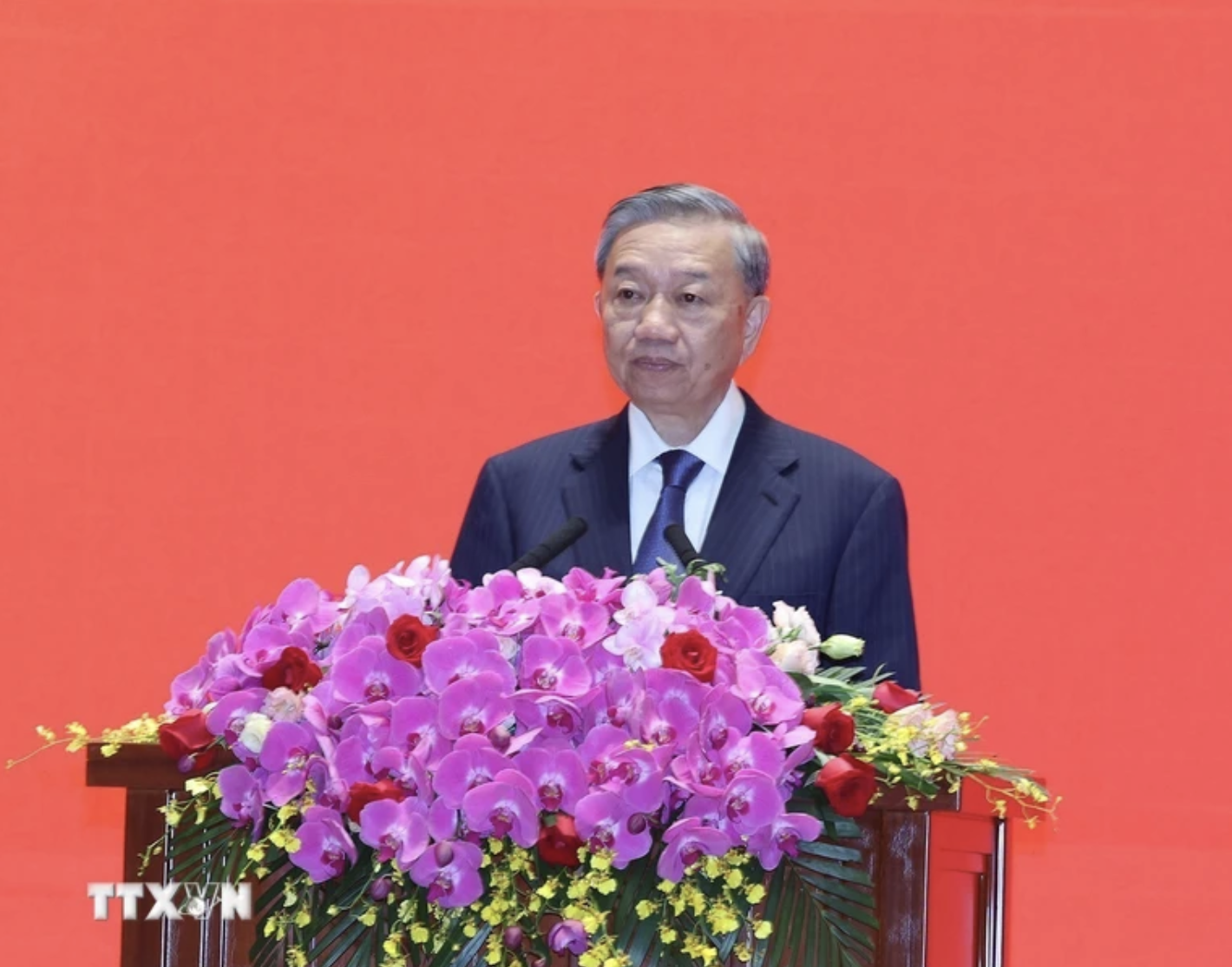 Tổng B&iacute; thư, Chủ tịch nước T&ocirc; L&acirc;m: Mong muốn lớn lao quan hệ Việt - Trung "m&atilde;i m&atilde;i xanh tươi, đời đời bền vững"- Ảnh 2.