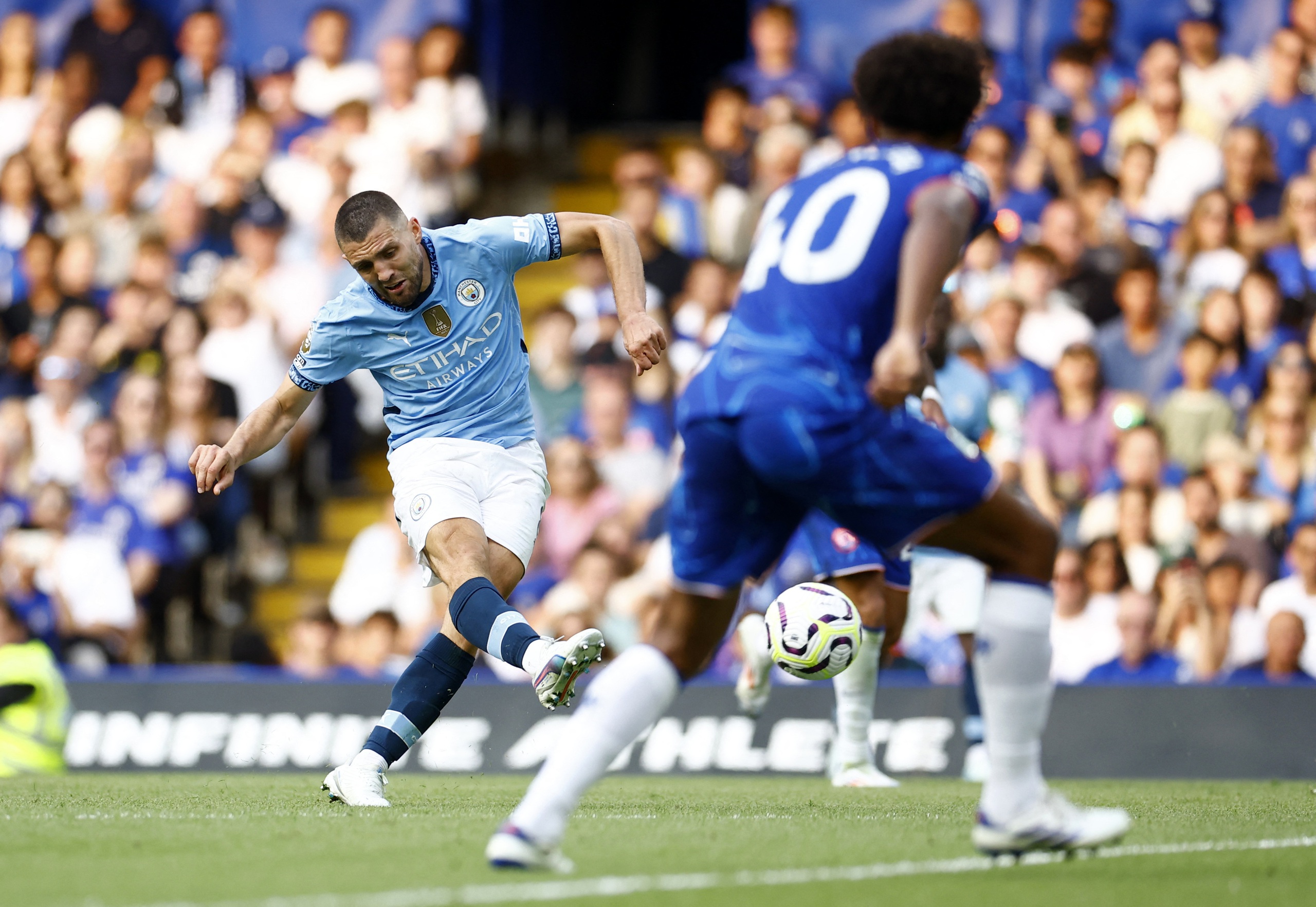 Man City thắng Chelsea trận Super Sunday, khẳng định vị thế nh&agrave; v&ocirc; địch- Ảnh 7.