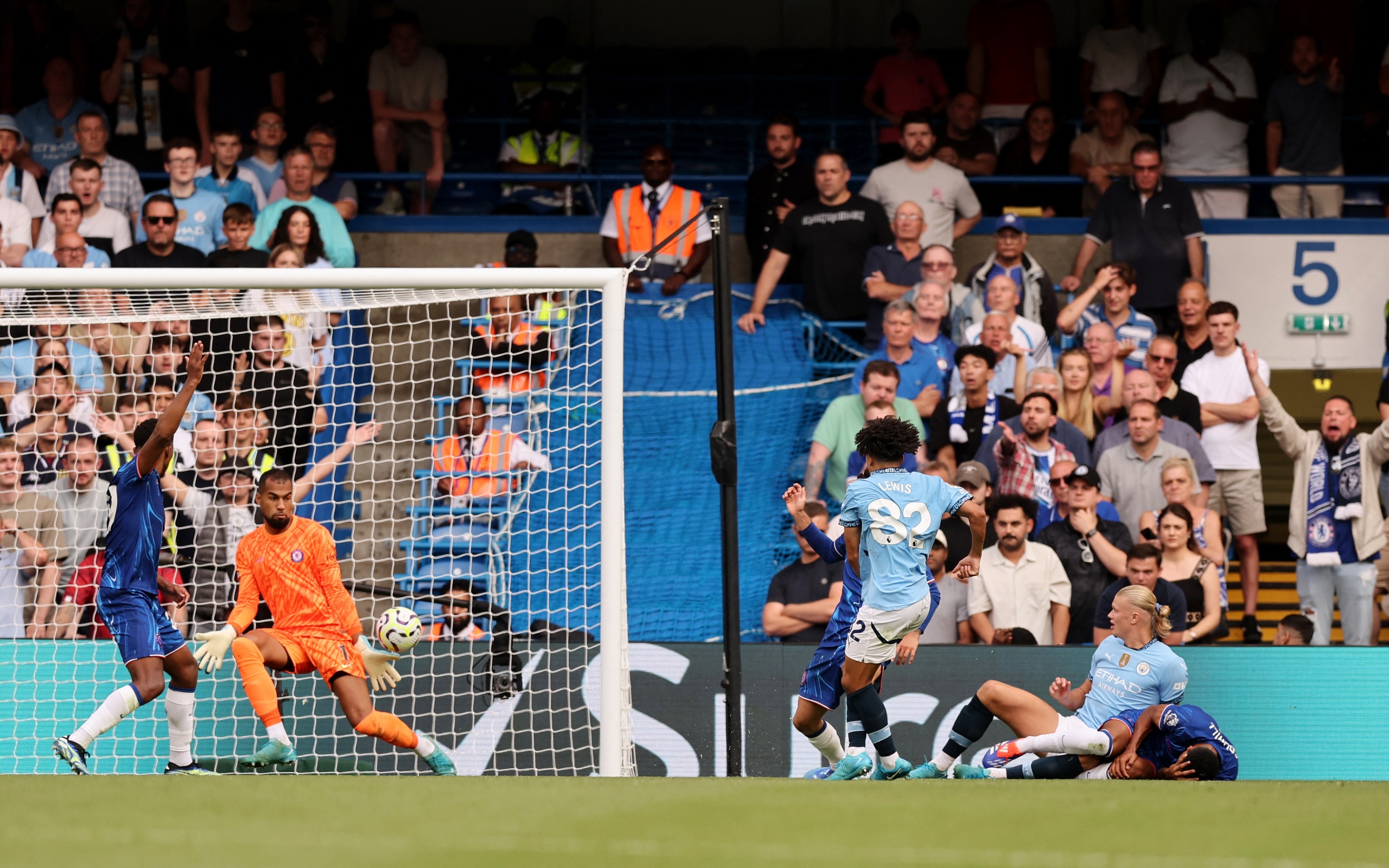 Man City thắng Chelsea trận Super Sunday, khẳng định vị thế nh&agrave; v&ocirc; địch- Ảnh 6.