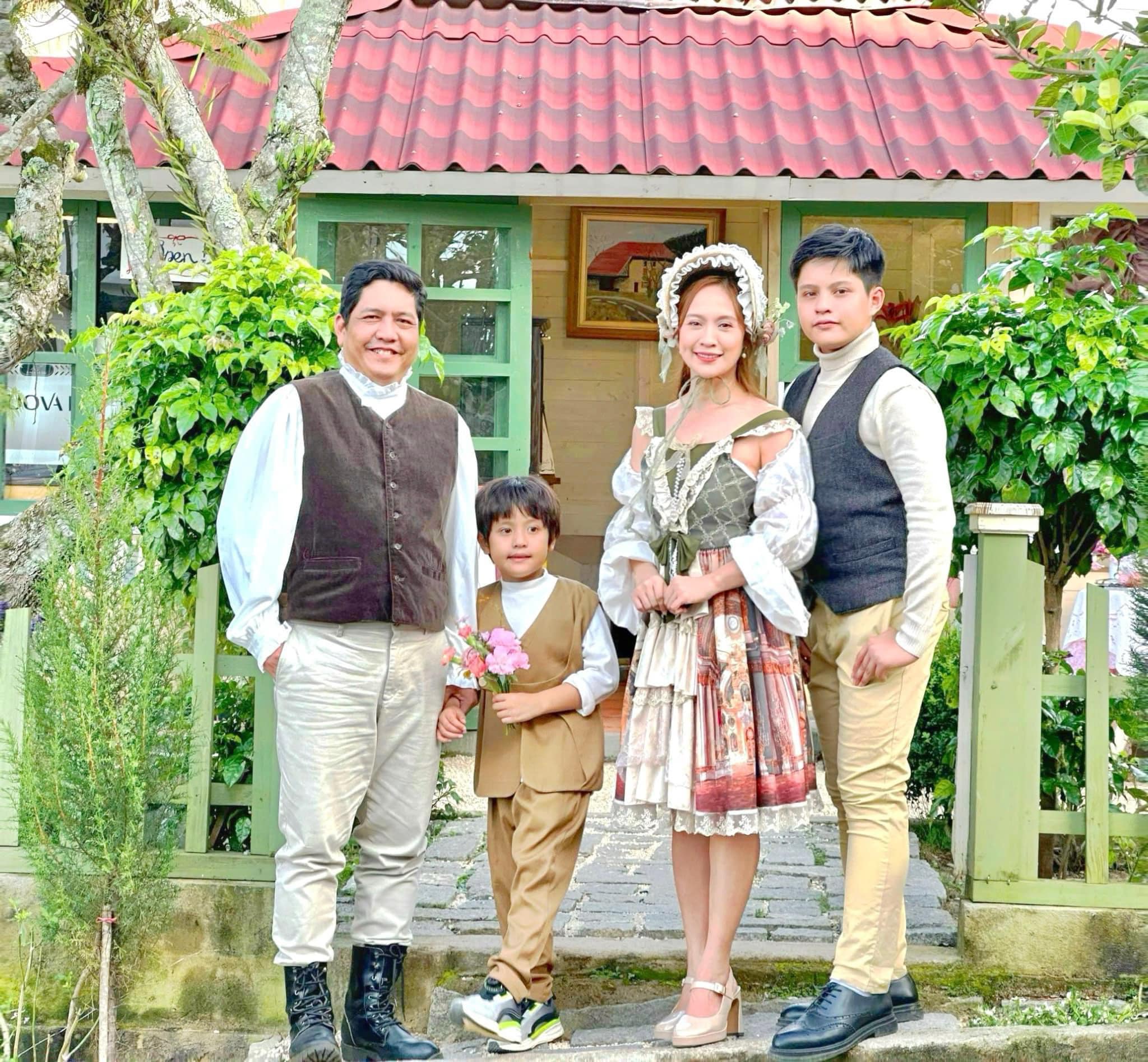 Thanh Th&uacute;y khoe vẻ đẹp rạng ngời tuổi 42- Ảnh 4.