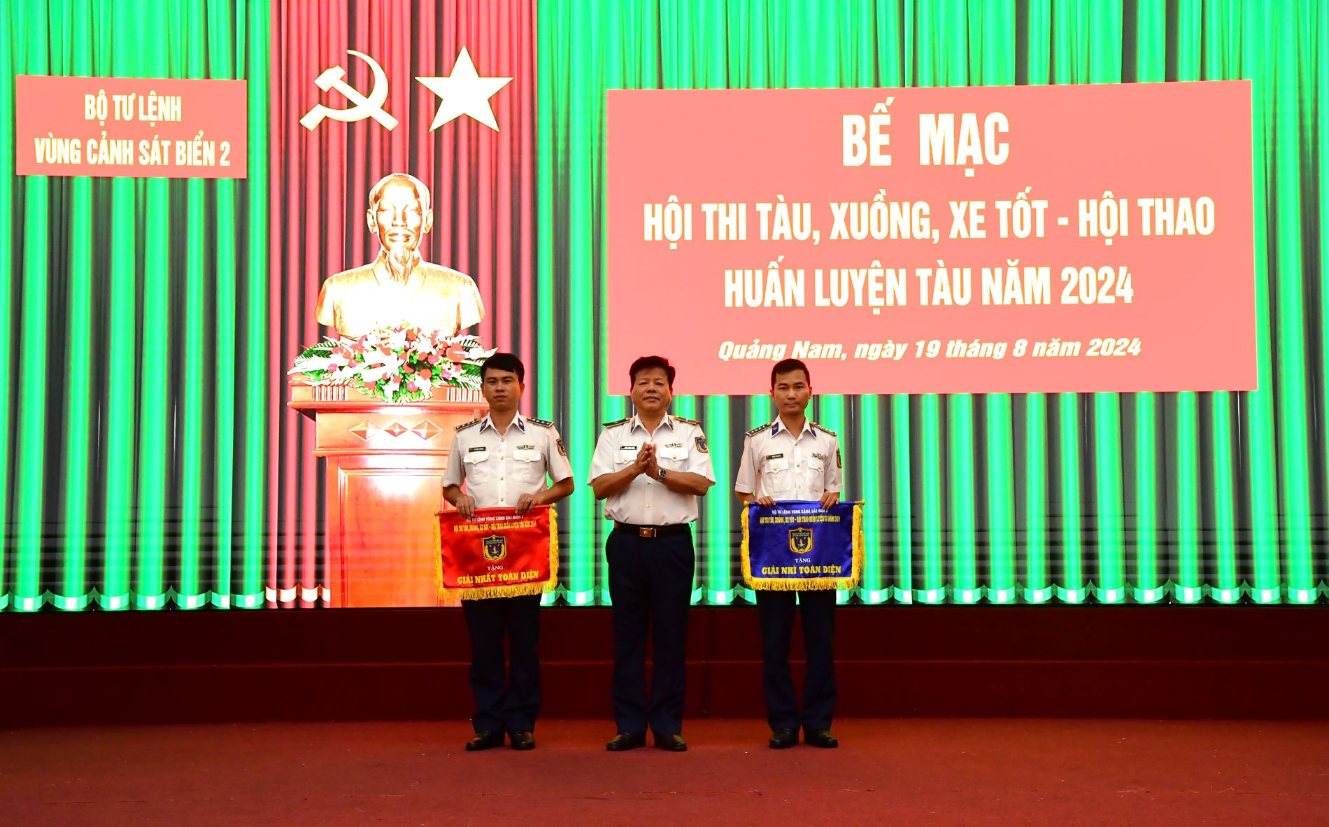 Bộ Tư lệnh V&ugrave;ng Cảnh s&aacute;t biển 2 ho&agrave;n th&agrave;nh Hội thi t&agrave;u, xuồng, xe tốt- Ảnh 3.