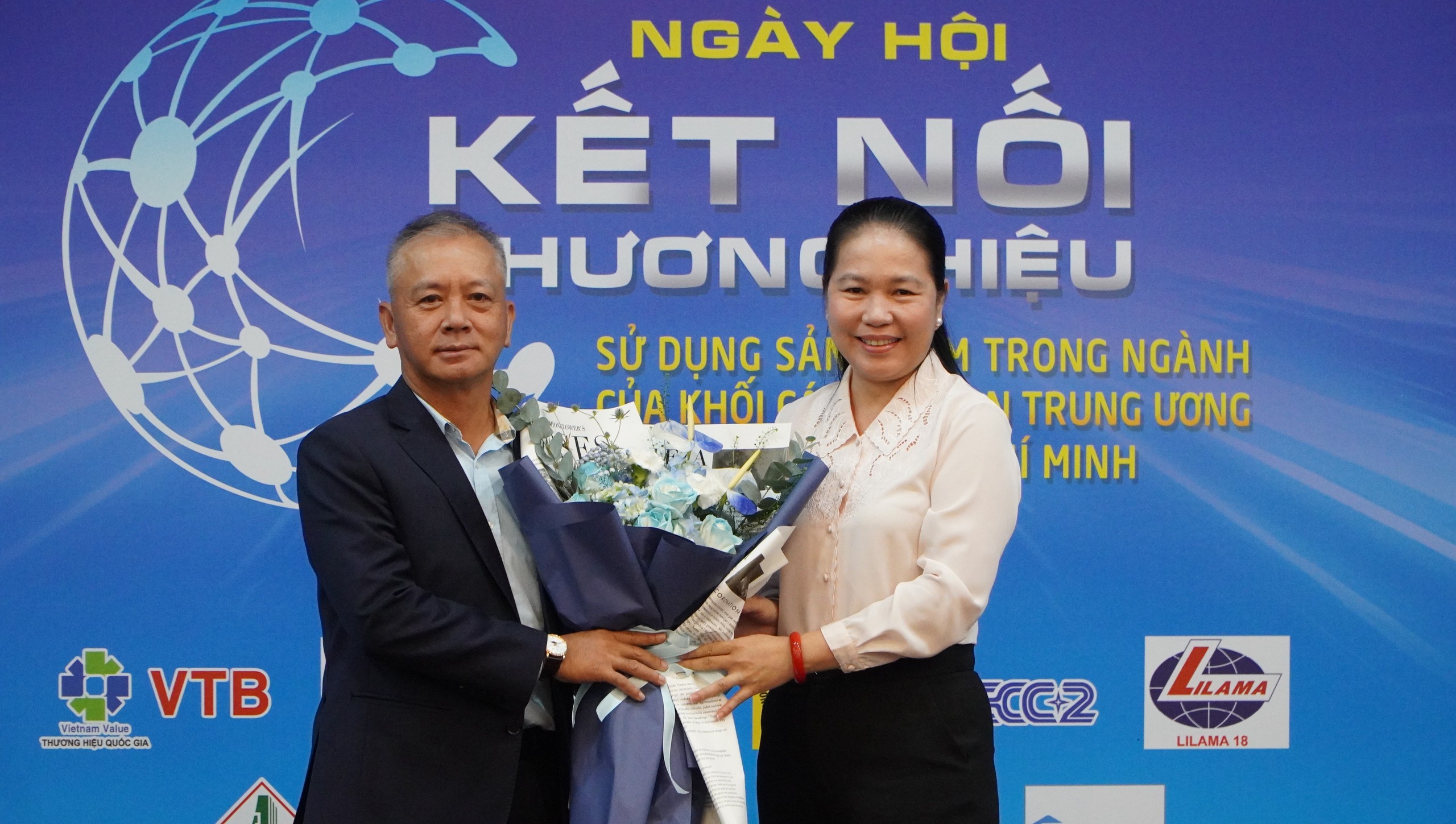 Ng&agrave;y hội Kết nối thương hiệu, sử dụng sản phẩm: Nhiều hoạt động phong ph&uacute;, thiết thực- Ảnh 1.