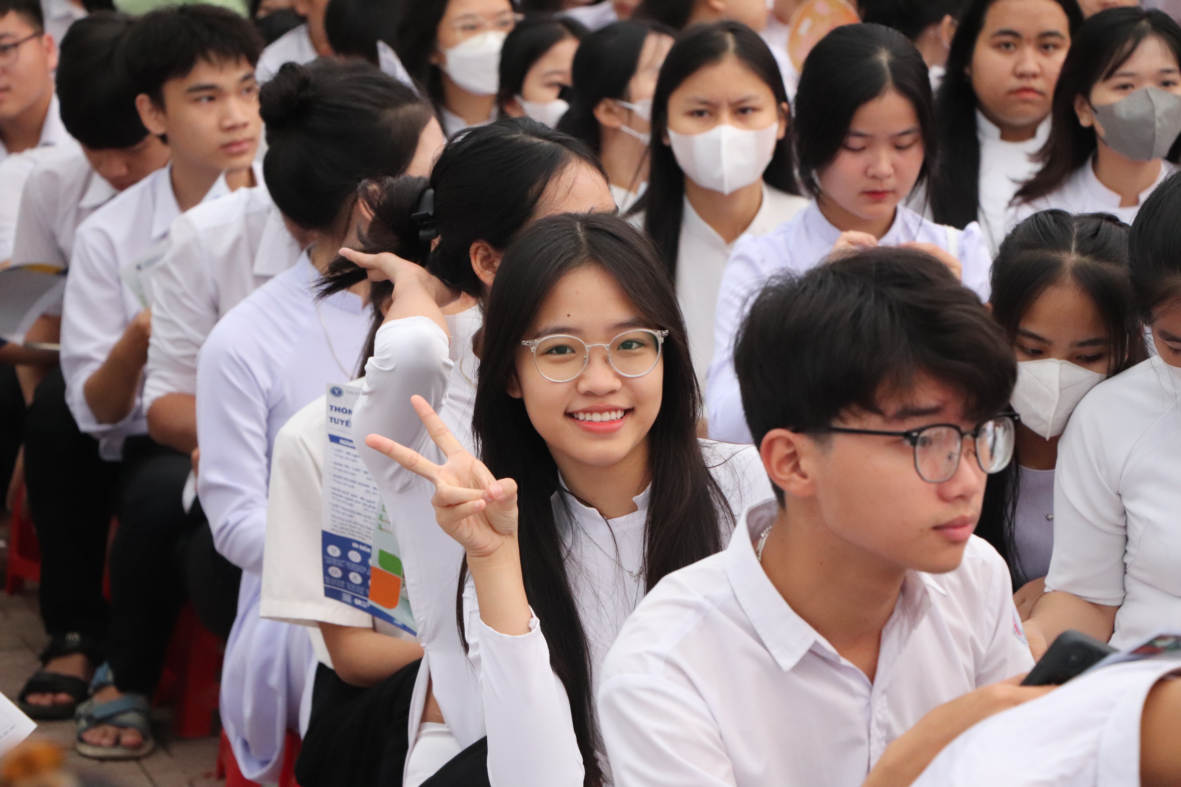 Quảng Nam chuẩn bị miễn 100% học ph&iacute; cho to&agrave;n bộ học sinh trường c&ocirc;ng lập- Ảnh 1.
