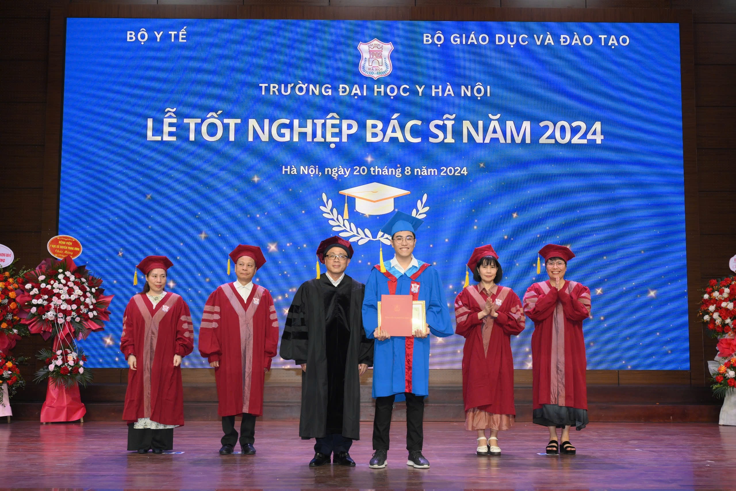 Thủ khoa &ldquo;đầu ra&rdquo; ĐH Y H&agrave; Nội từng trượt 3 trường chuy&ecirc;n- Ảnh 1.