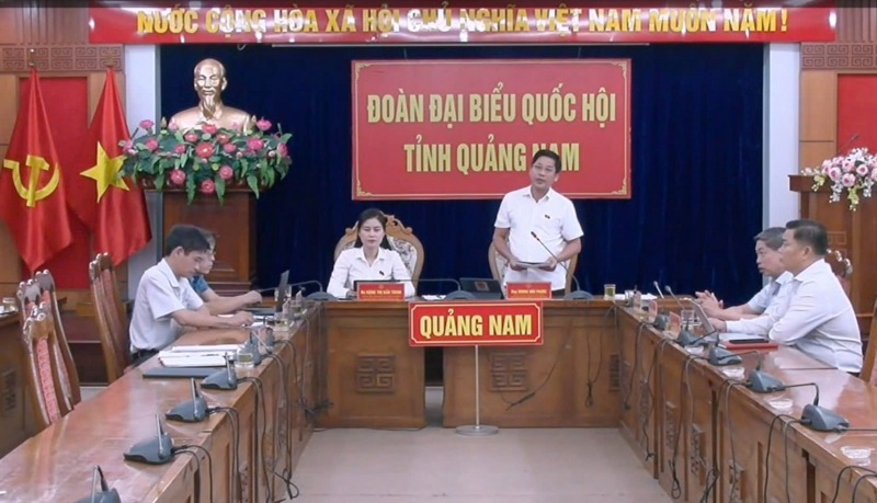 Bộ trưởng Lương Tam Quang trả lời chất vấn về t&iacute;ch hợp giấy ph&eacute;p l&aacute;i xe v&agrave; PCCC- Ảnh 2.