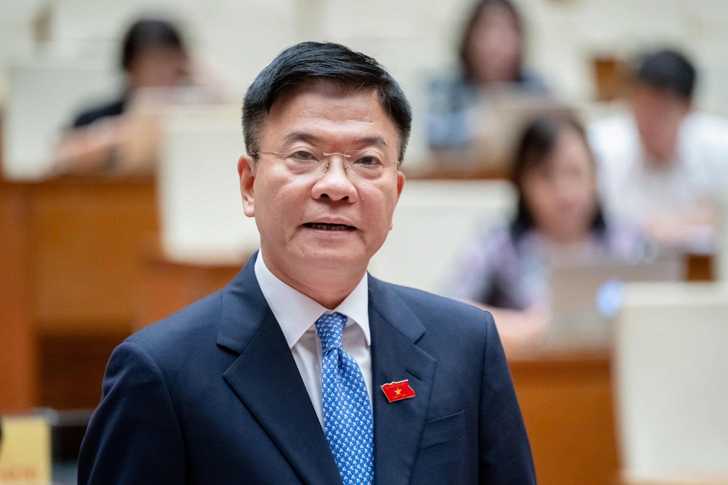 Ph&oacute; Thủ tướng: C&oacute; biểu hiện "lợi &iacute;ch nh&oacute;m" trong x&acirc;y dựng ph&aacute;p luật- Ảnh 1.