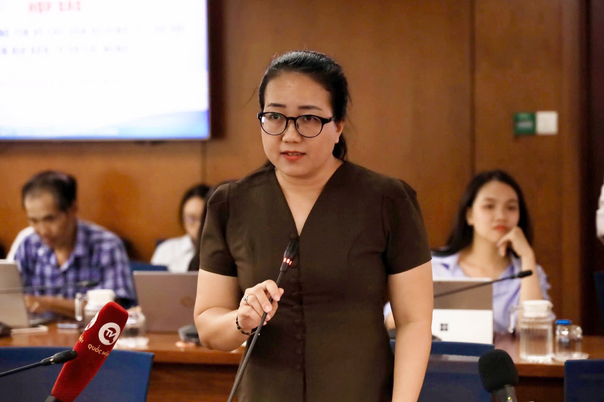 Sở Th&ocirc;ng tin v&agrave; Truyền th&ocirc;ng TP HCM sẽ mời hoa hậu Phương L&ecirc; l&ecirc;n l&agrave;m việc- Ảnh 1.