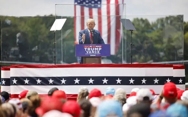 Một người bị bắt vào ngày ông Trump vận động tranh cử ngoài trời
