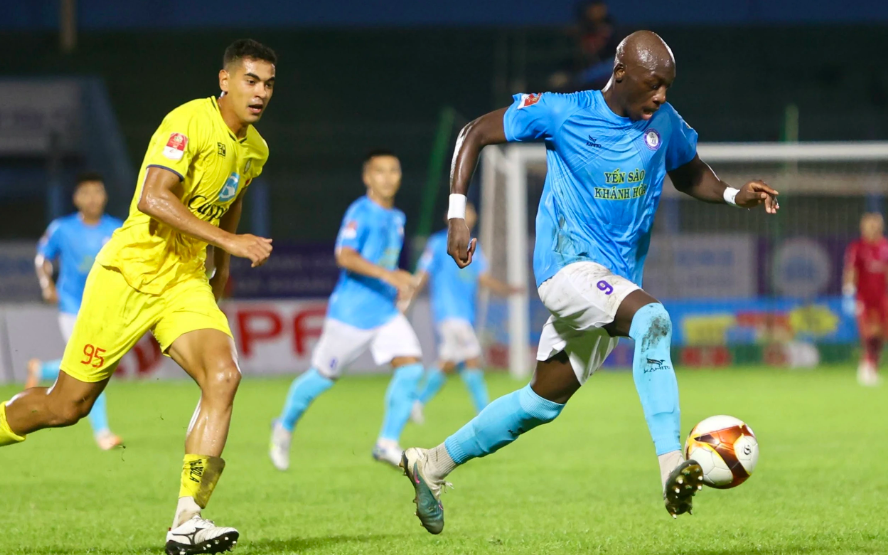 FIFA gỡ bỏ lệnh cấm chuyển nhượng đối với đội bóng Khánh Hòa