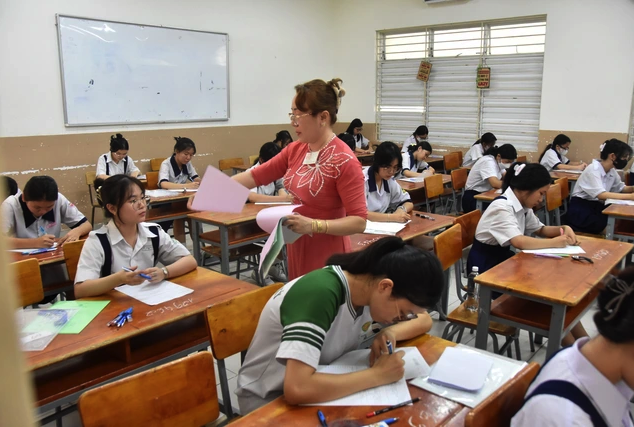 Dự kiến bỏ nhiều quy định li&ecirc;n quan đến cấm dạy th&ecirc;m- Ảnh 1.