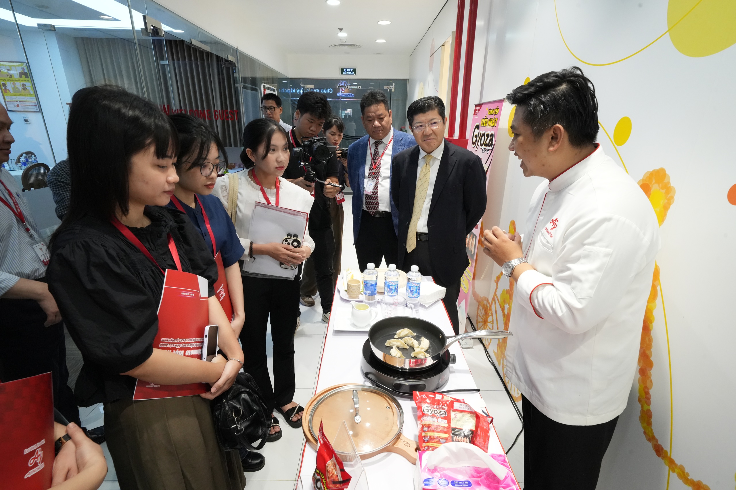 B&aacute;nh xếp kiểu Nhật Gyoza ch&iacute;nh thức c&oacute; mặt tại Việt Nam- Ảnh 2.