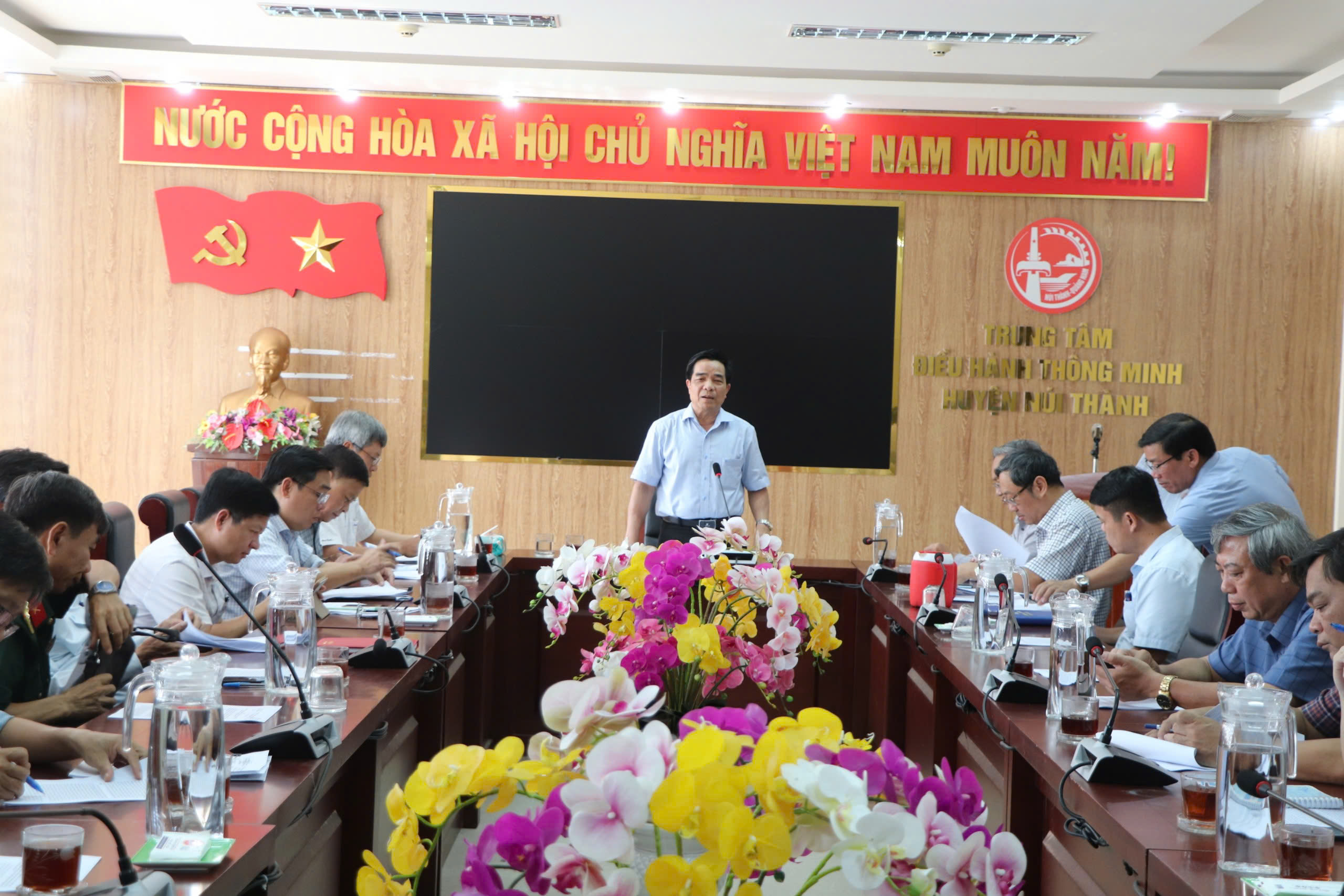Chủ tịch Quảng Nam: Việc c&oacute; lợi cho d&acirc;n th&igrave; kh&ocirc;ng phải sợ tr&aacute;ch nhiệm!- Ảnh 2.