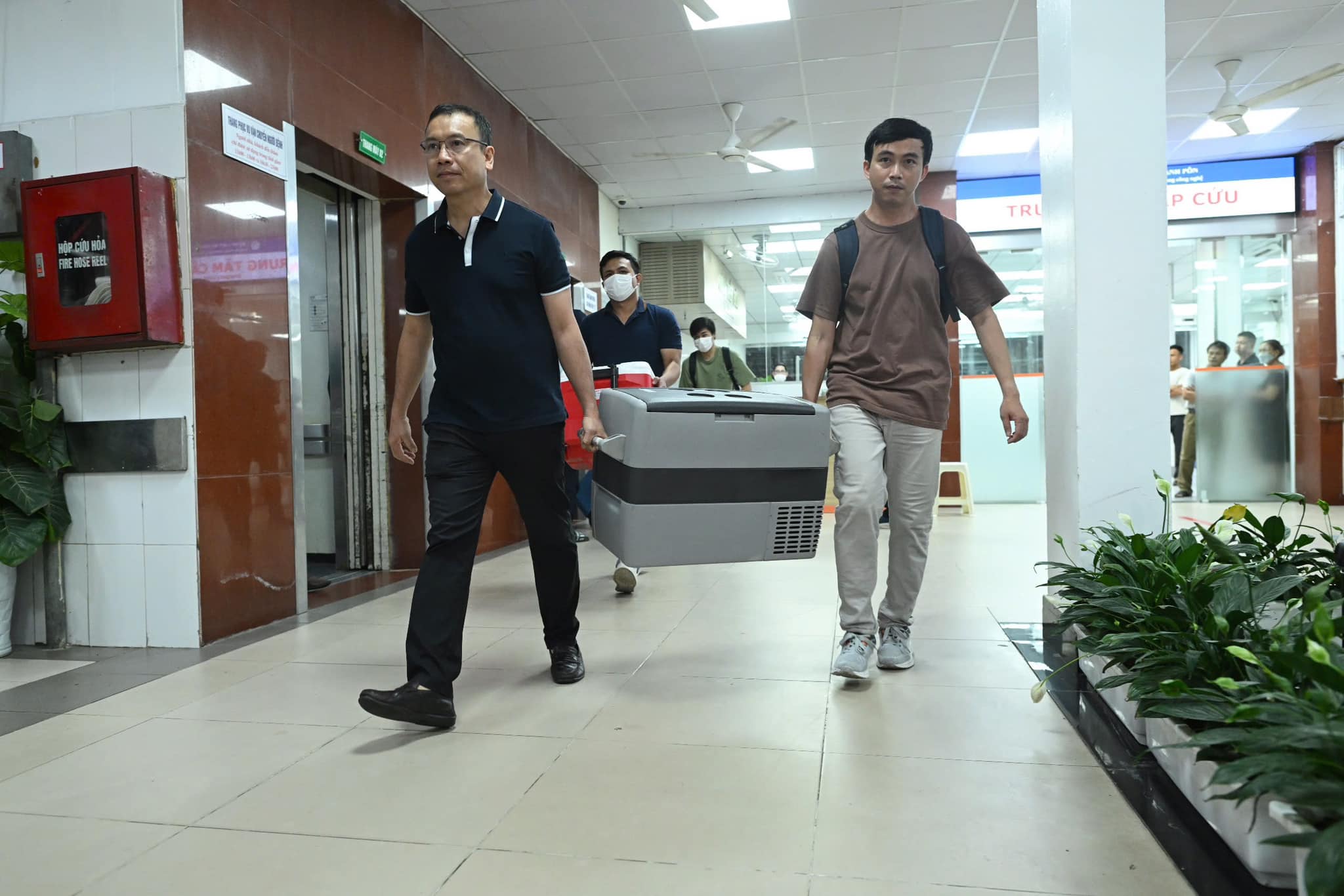 CSGT TP HCM hộ tống tr&aacute;i tim hiến tặng qu&atilde;ng đường hơn 8 km trong 8 ph&uacute;t- Ảnh 3.