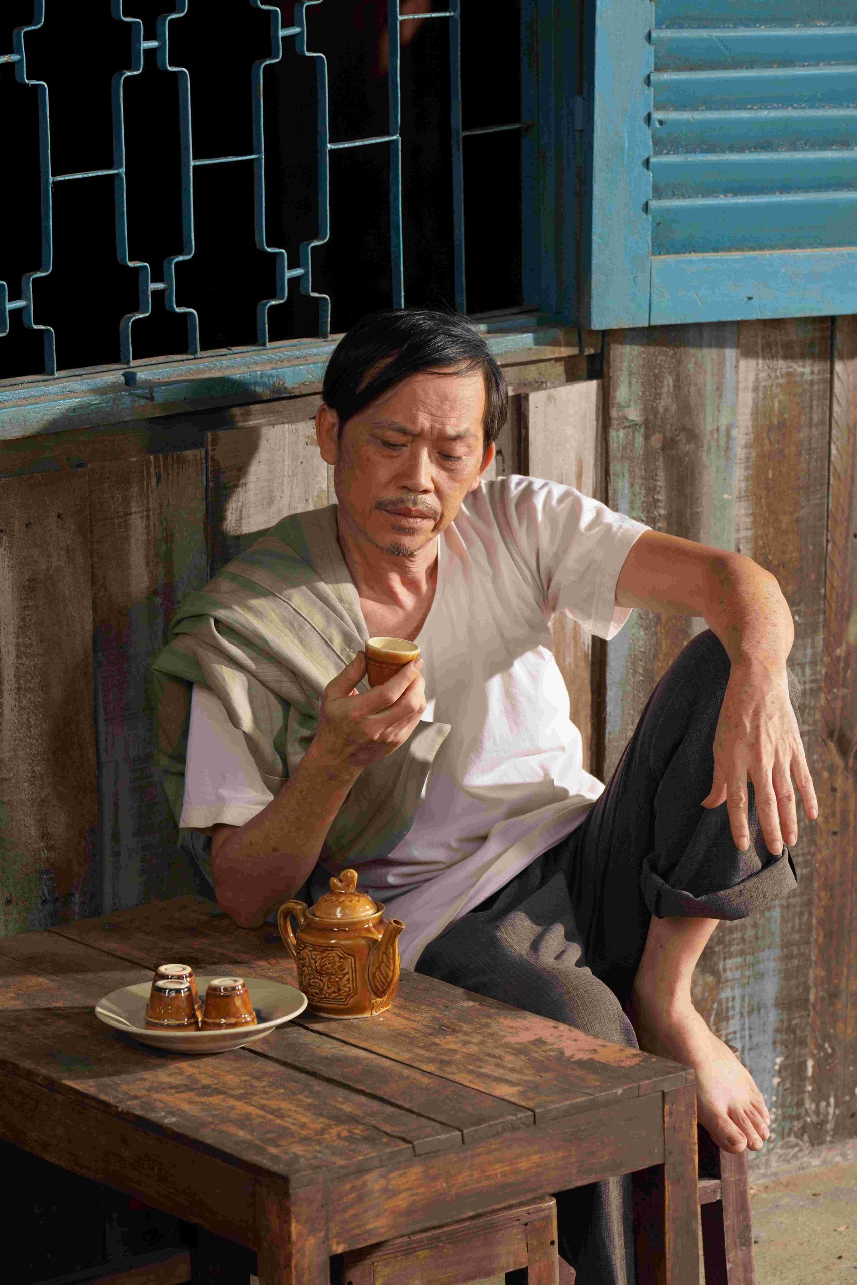 NSƯT Ho&agrave;i Linh với 3 từ kh&oacute;a "Đạo, đời, đau" trong "L&agrave;m gi&agrave;u với ma"- Ảnh 2.