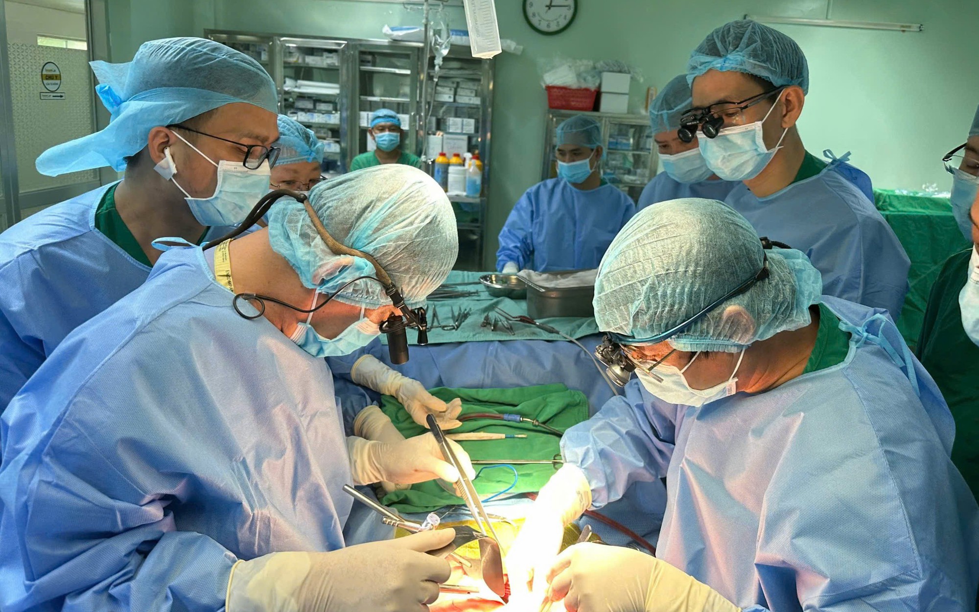 Niềm vui nhân đôi: 2 ca ghép thận thành công tại bệnh viện ở Cần Thơ