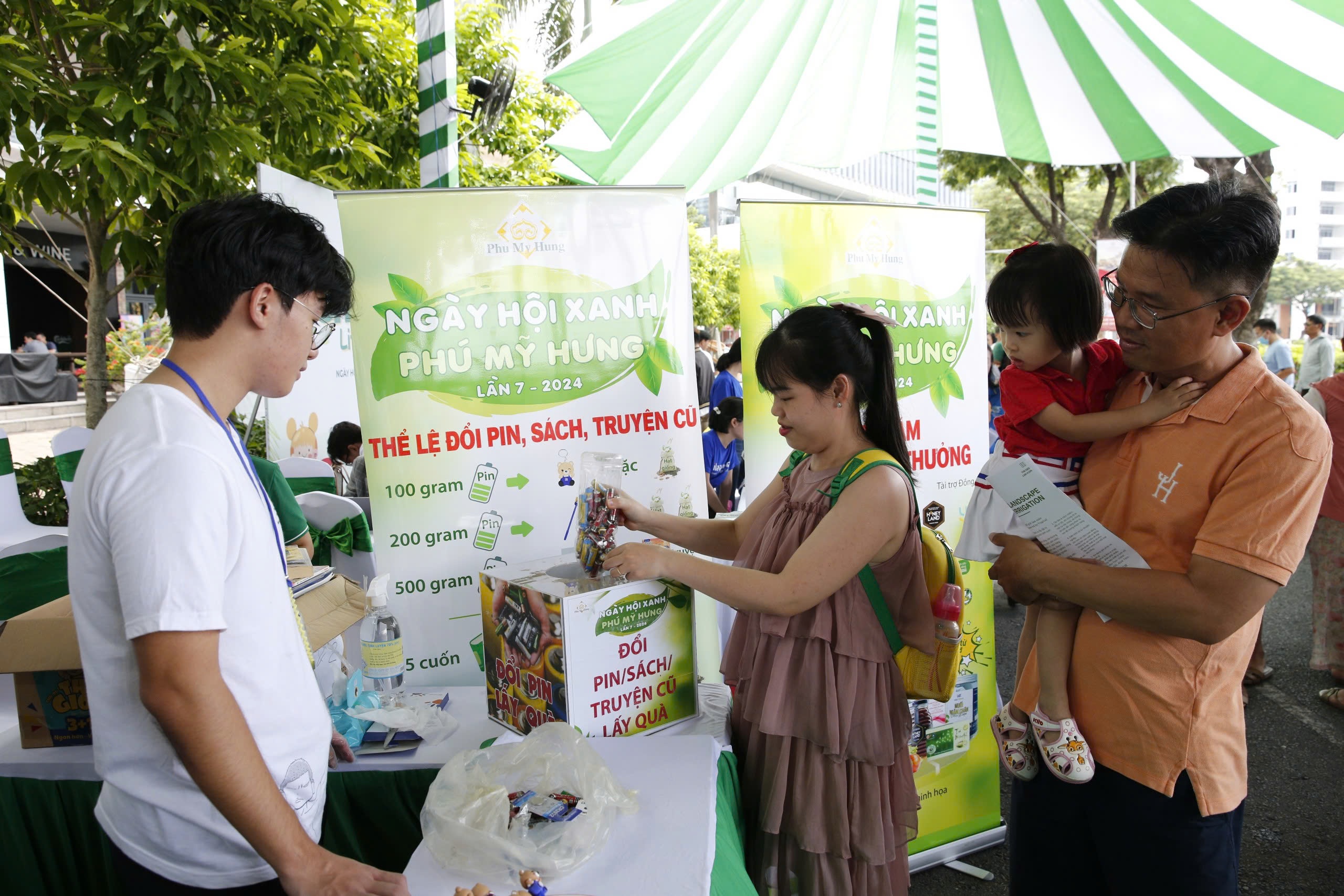 Gần 3.000 ng&agrave;n lượt kh&aacute;ch tham quan Ng&agrave;y hội Xanh Ph&uacute; Mỹ Hưng 2024- Ảnh 3.