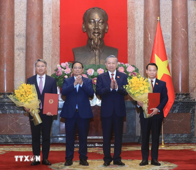 Tổng B&iacute; thư, Chủ tịch nước trao quyết định bổ nhiệm 3 Ph&oacute; Thủ tướng v&agrave; 2 Bộ trưởng- Ảnh 3.