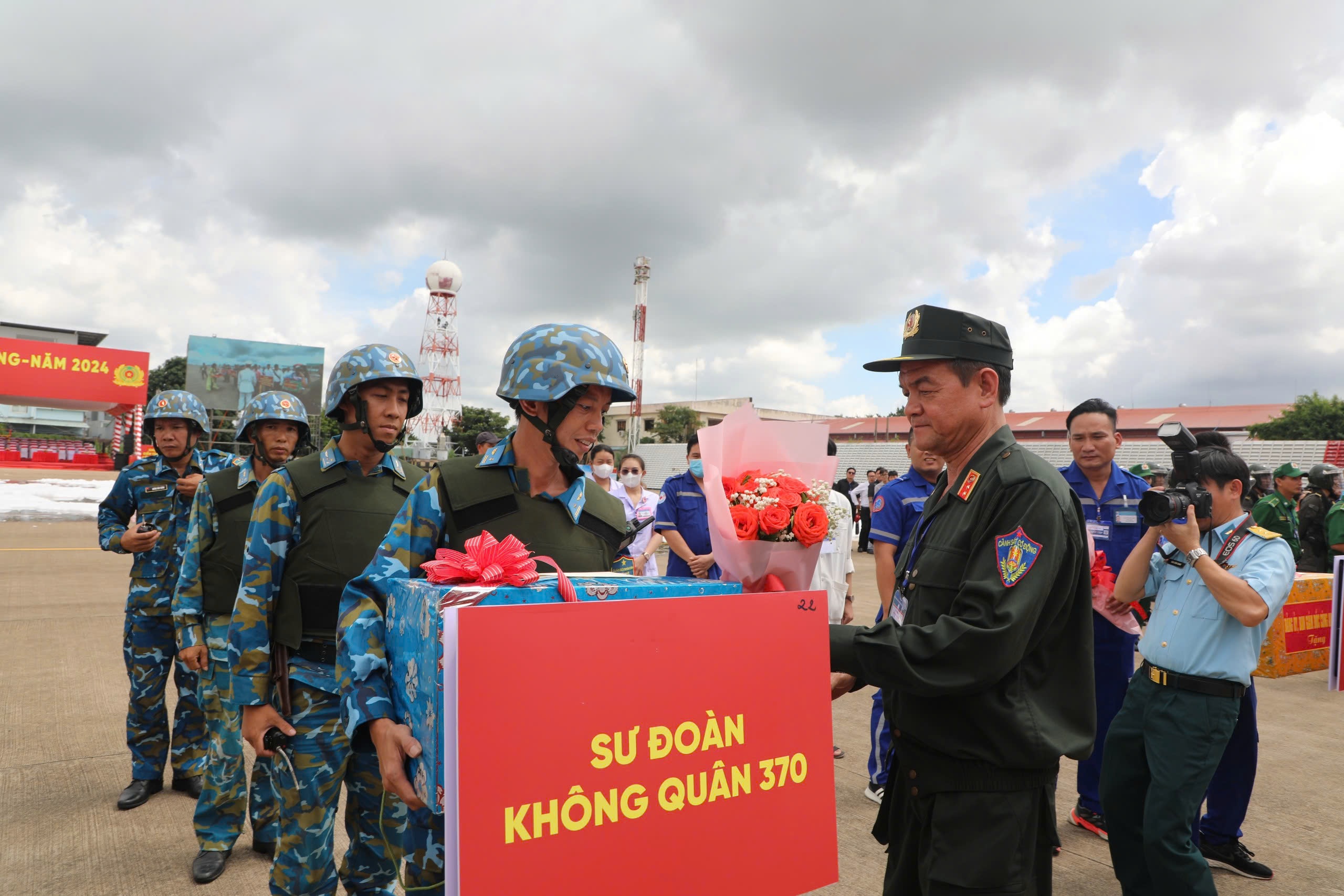 Diễn tập Khu vực ph&ograve;ng thủ TP HCM năm 2024- Ảnh 5.