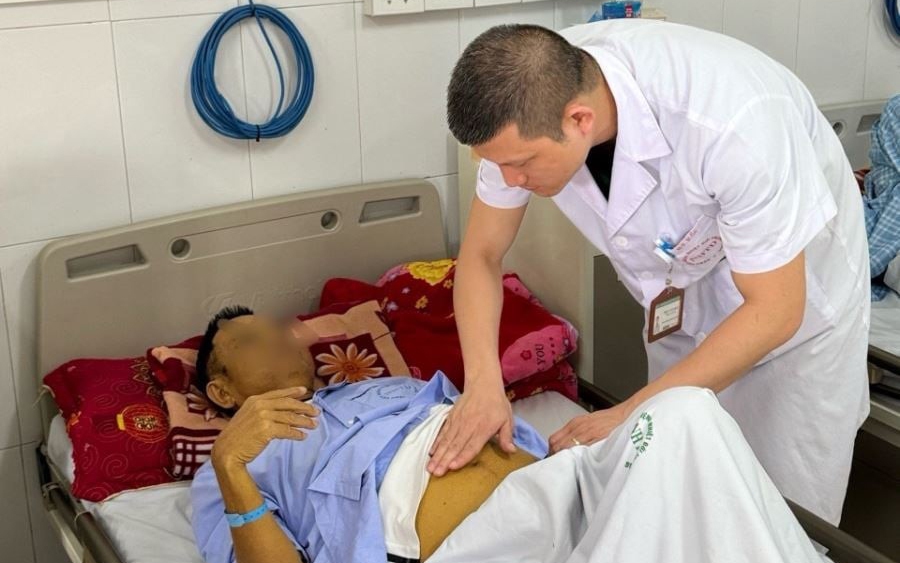 Tái diễn ngộ độc "thuốc gia truyền ba đời"