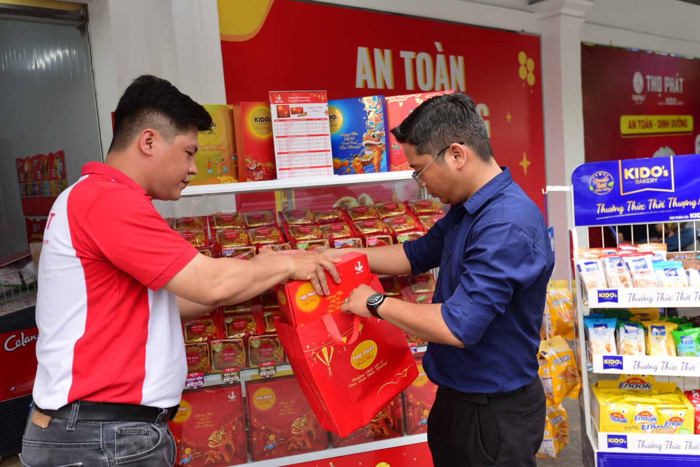 Thọ Ph&aacute;t - KIDO&rsquo;s Bakery: Một m&ugrave;a Trung thu đậm vị truyền thống- Ảnh 3.