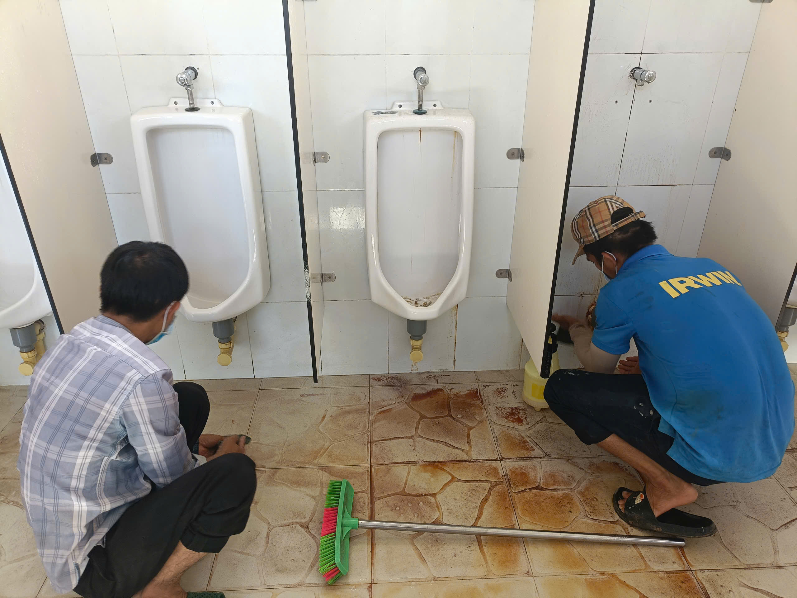 H&igrave;nh ảnh "thay &aacute;o" cho nh&agrave; vệ sinh tại phố đi bộ 650 tỉ đồng ở B&igrave;nh Dương sau phản &aacute;nh nhếch nh&aacute;c- Ảnh 3.