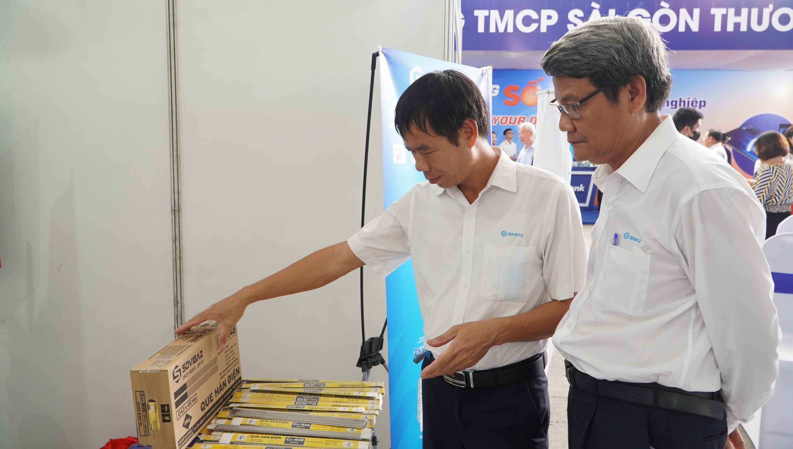 Khai mạc Ng&agrave;y hội kết nối thương hiệu, sử dụng sản phẩm- Ảnh 2.