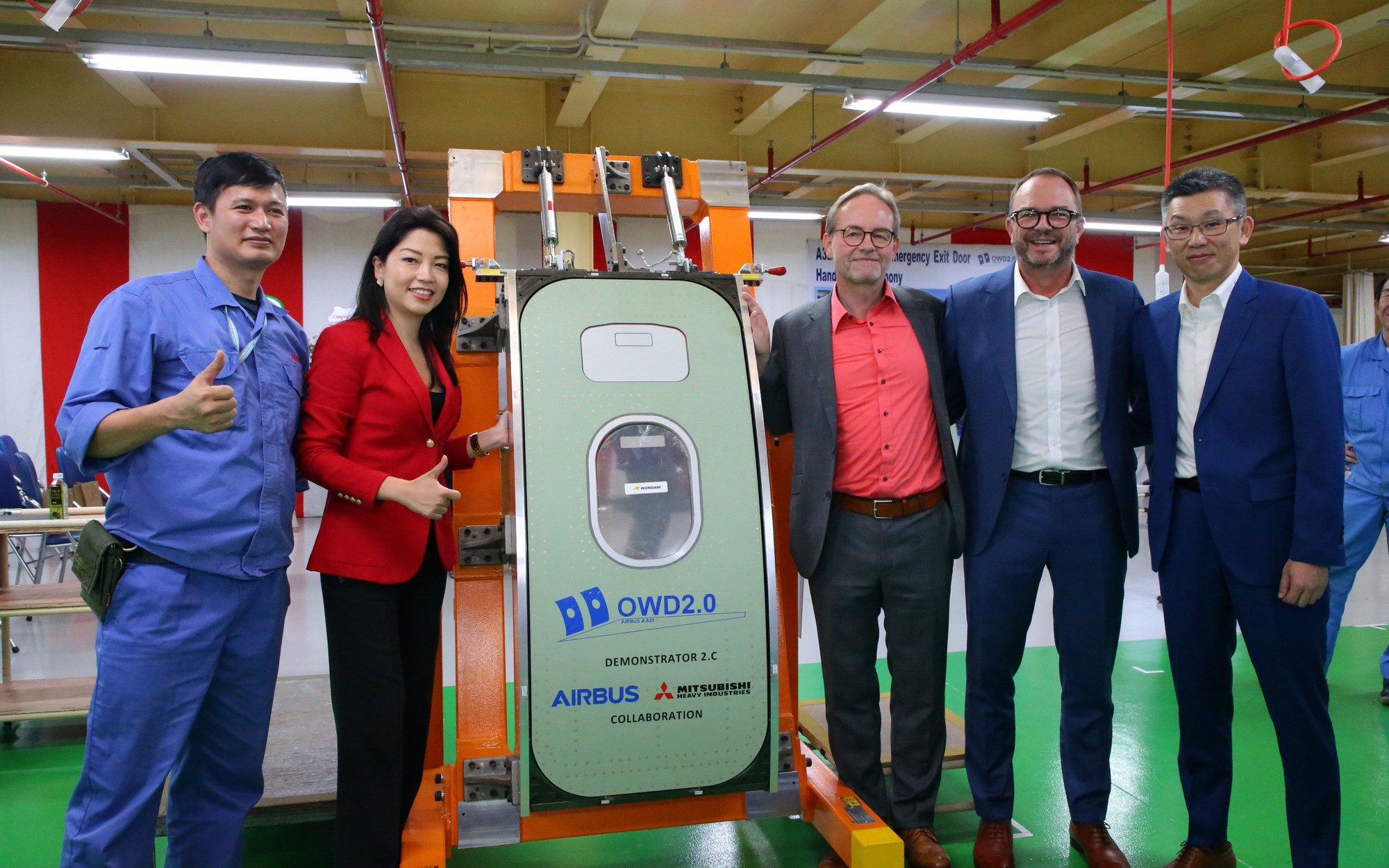 Airbus sản xuất cửa thoát hiểm máy bay