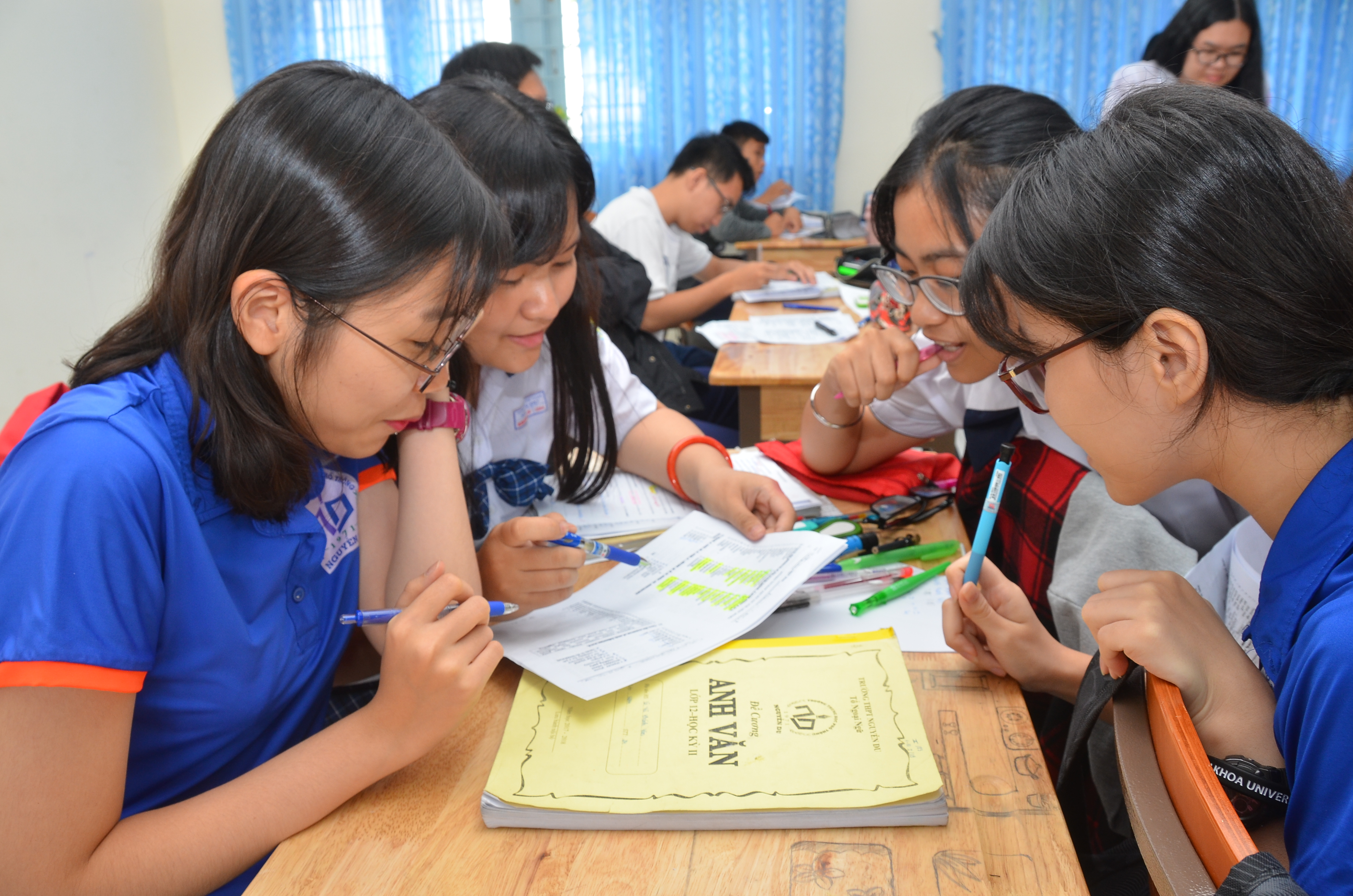 Quản l&yacute; dạy th&ecirc;m, học th&ecirc;m sao cho hiệu quả? (*): C&acirc;n bằng giữa cung v&agrave; cầu- Ảnh 1.