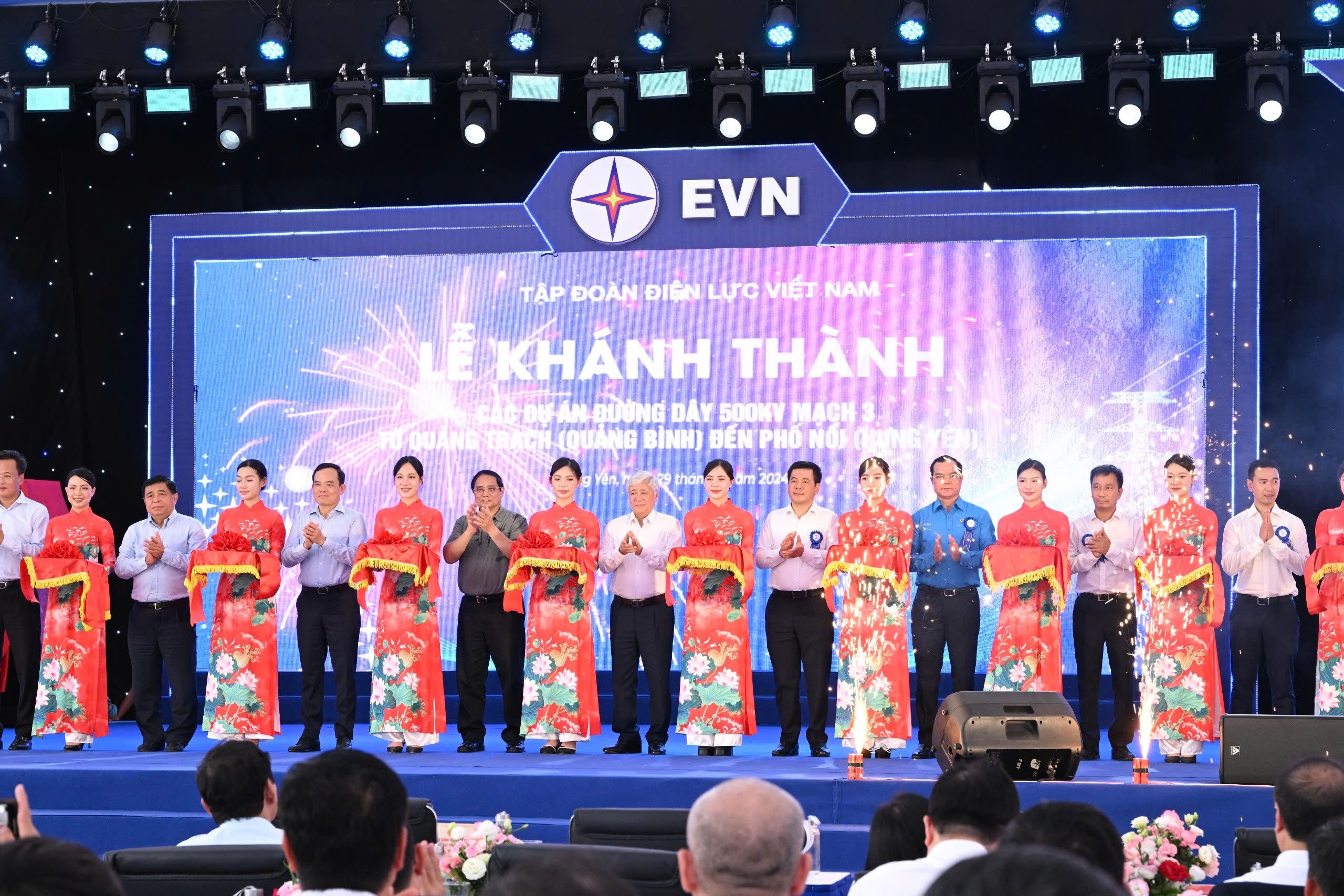 Thủ tướng: Ho&agrave;n th&agrave;nh thần tốc đường d&acirc;y 500kV mạch 3 lấy lại uy t&iacute;n cho ng&agrave;nh điện- Ảnh 1.