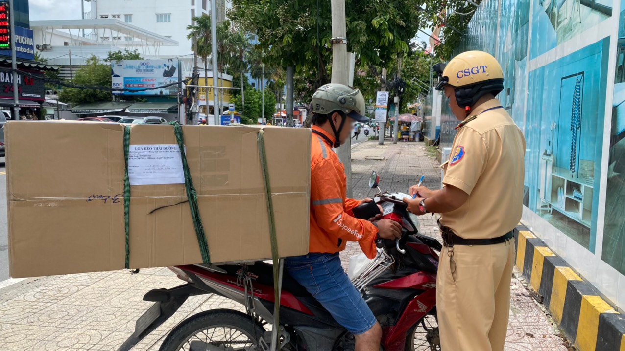 CSGT TP HCM th&ocirc;ng tin kết quả 15 ng&agrave;y cao điểm xử l&yacute; xe tự chế- Ảnh 2.