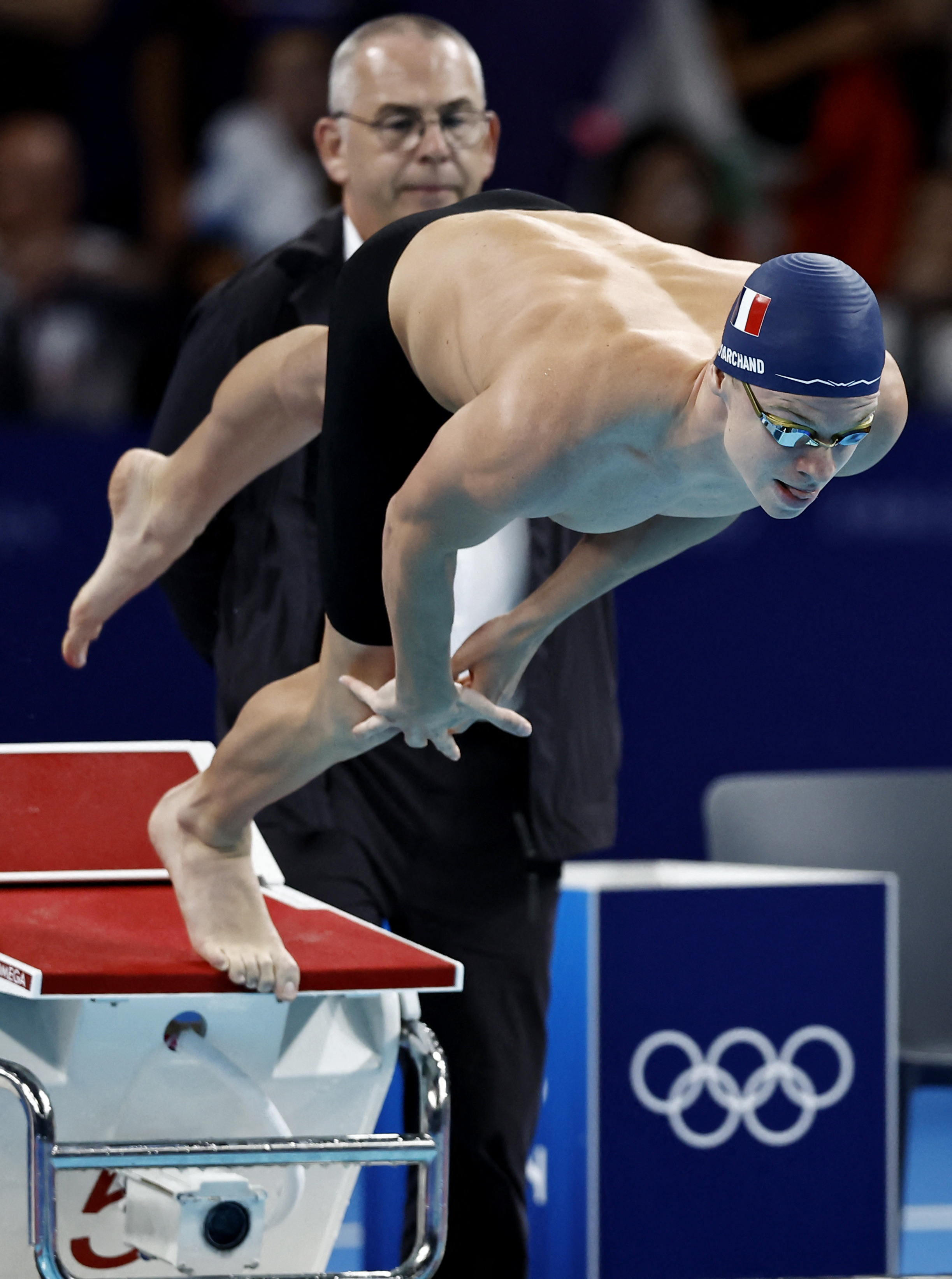 Si&ecirc;u k&igrave;nh ngư Leon Marchand gi&agrave;nh 4 HCV, ph&aacute; 4 kỷ lục Olympic- Ảnh 1.