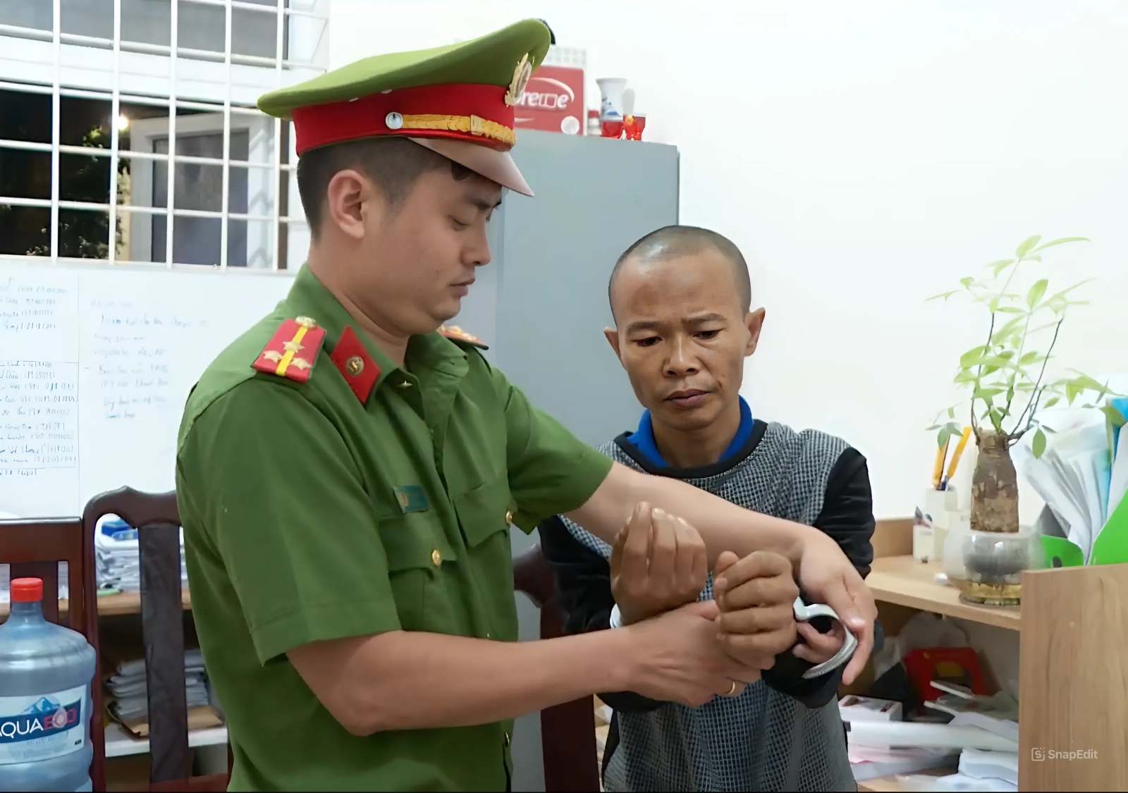 CLIP: Lời &acirc;n hận muộn m&agrave;ng của t&agrave;i xế t&ocirc;ng 3 người tử vong- Ảnh 1.