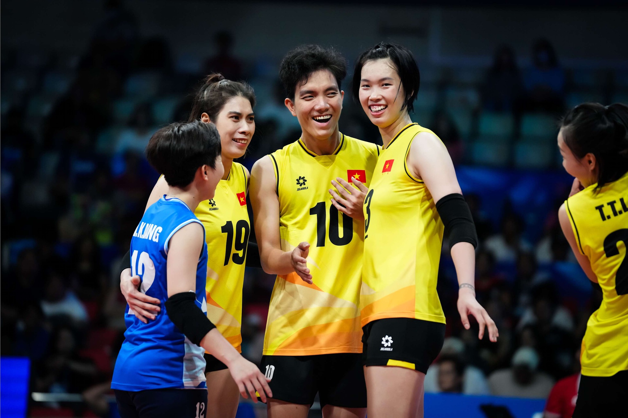 Thanh Thúy và những chuyến đi làm "đại sứ bóng chuyền"- Ảnh 6.