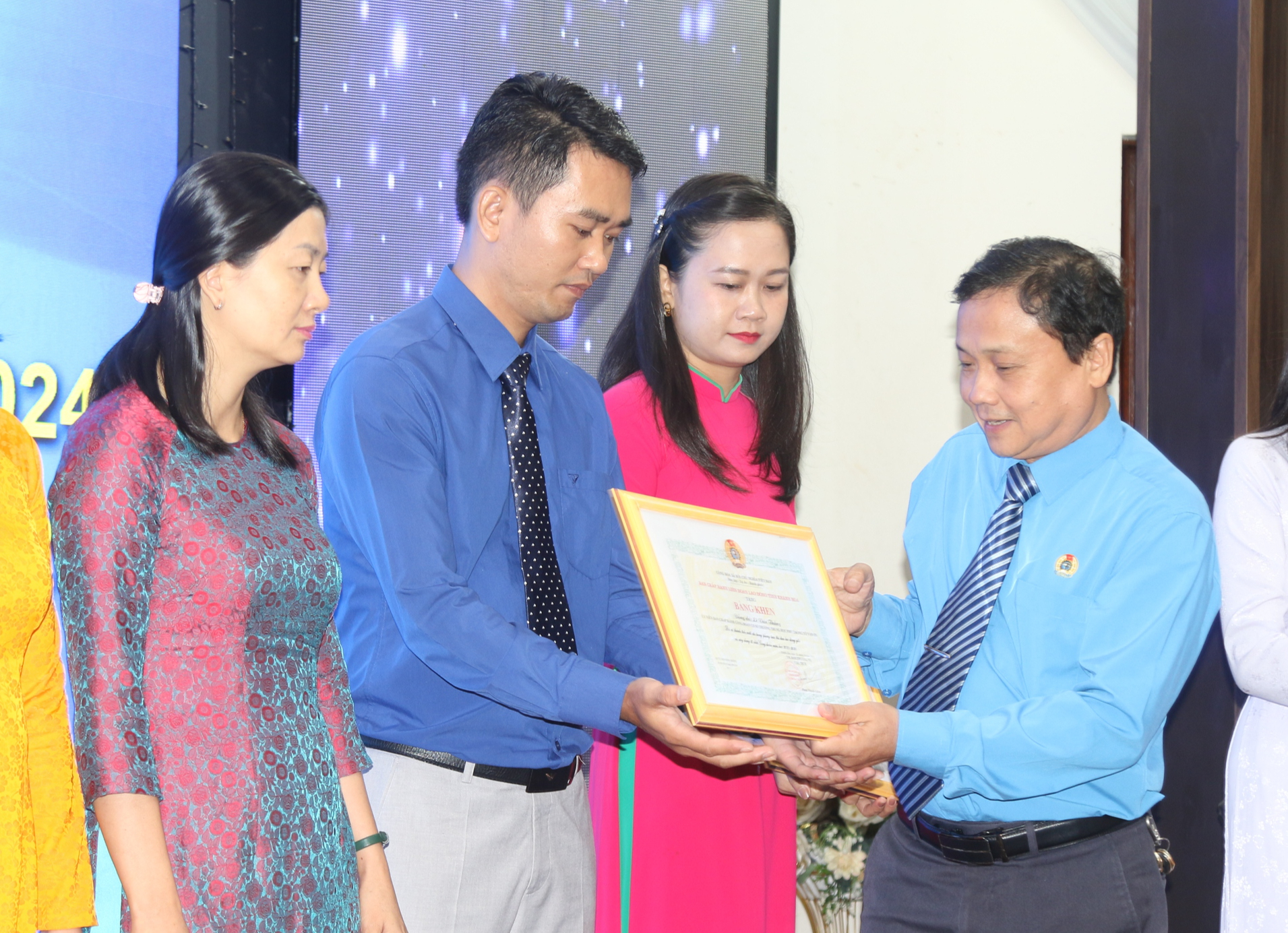 C&ocirc;ng đo&agrave;n ng&agrave;nh Gi&aacute;o dục Kh&aacute;nh Ho&agrave; triển khai nhiệm vụ năm học 2024-2025- Ảnh 1.