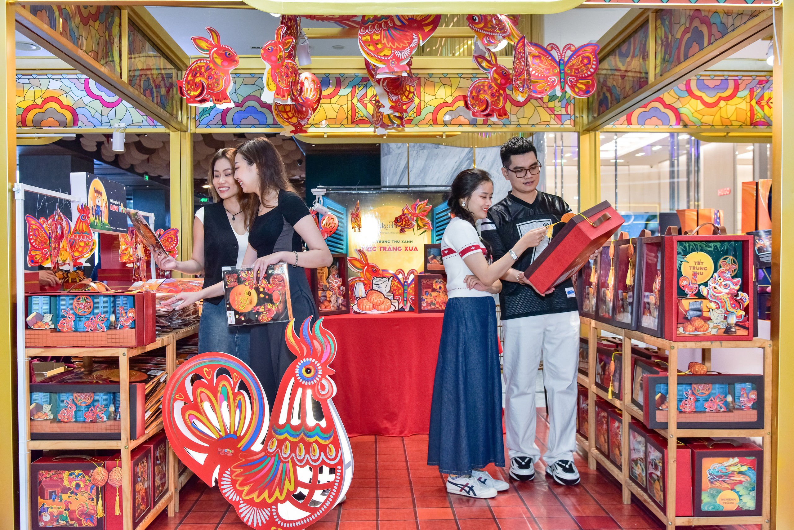 Kh&aacute;m ph&aacute; kh&ocirc;ng gian lễ hội Trung thu đặc sắc tại Thiso Mall- Ảnh 7.