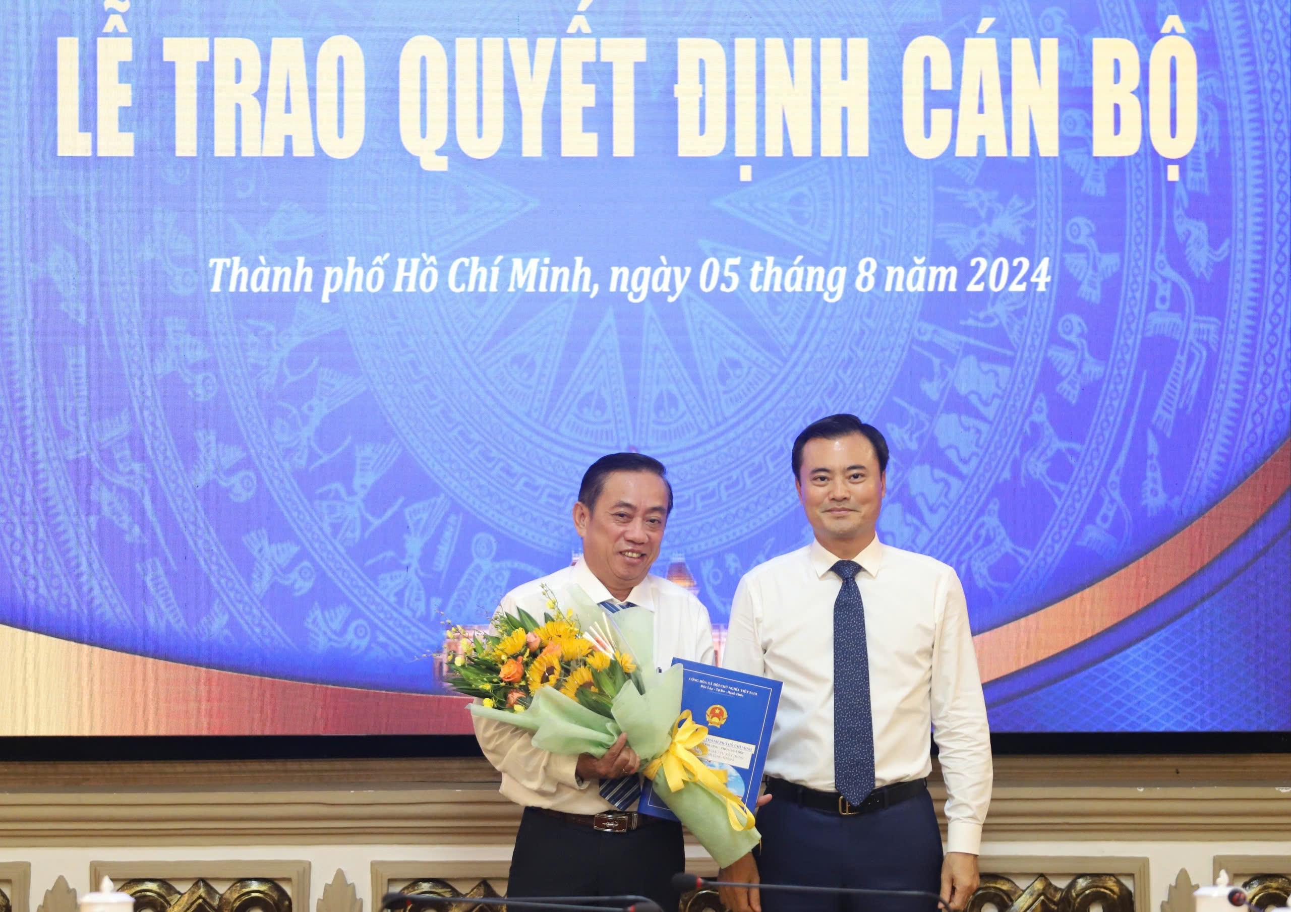 Chủ tịch UBND TP HCM tiếp tục bổ nhiệm cán bộ lãnh đạo- Ảnh 1.