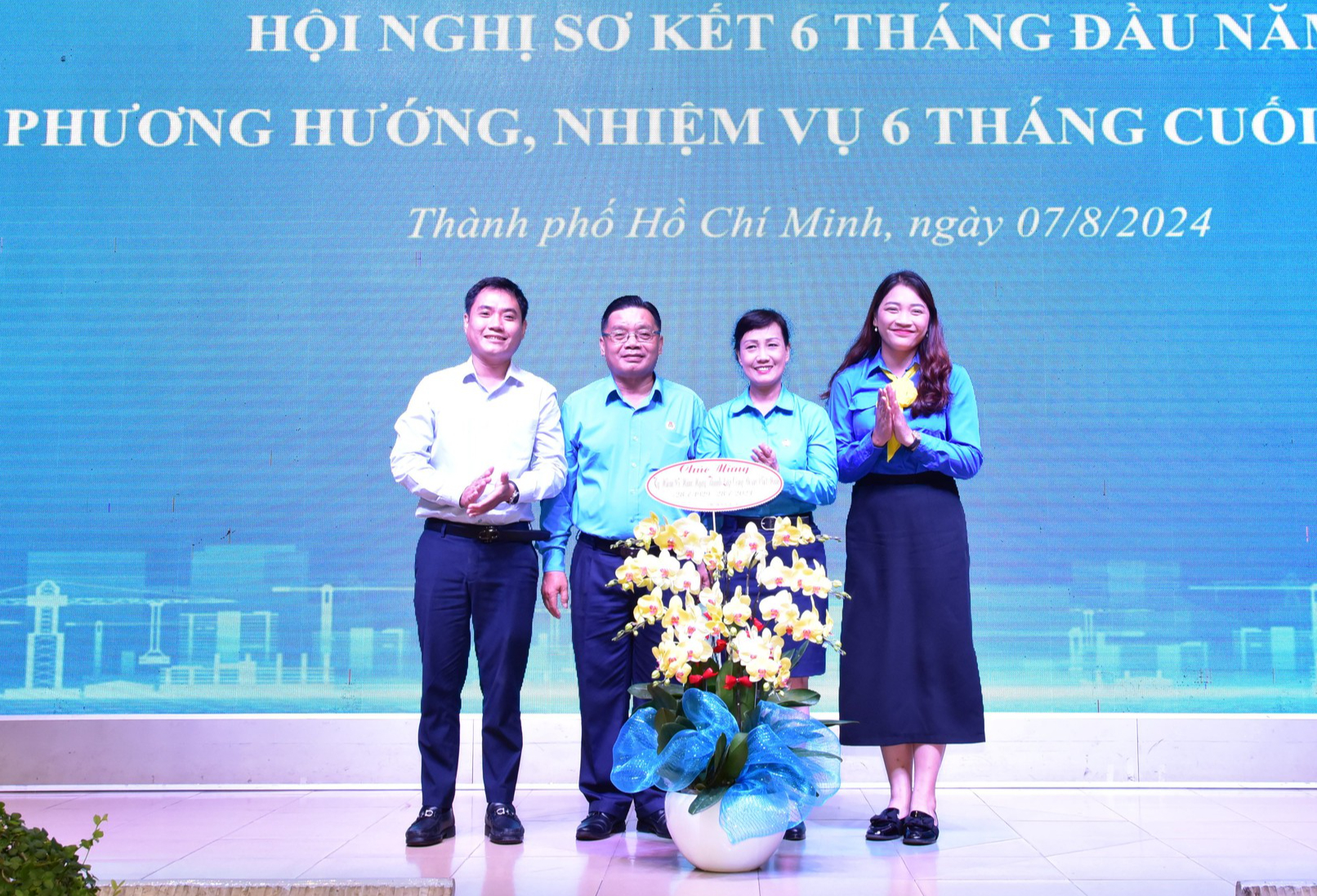 B&aacute;o Người Lao Động k&yacute; kết phối hợp hoạt động với LĐLĐ quận 7- Ảnh 5.