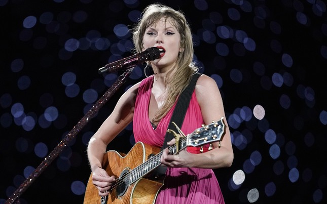Taylor Swift gặp khủng bố?