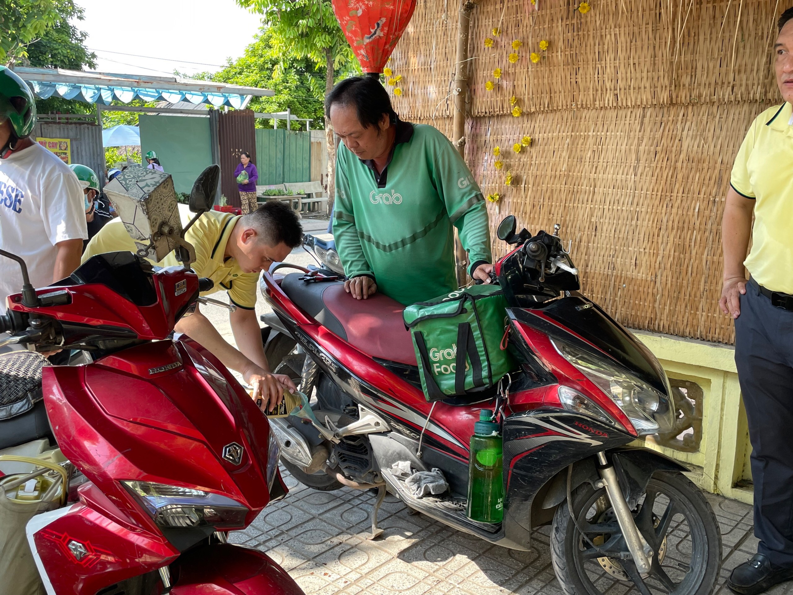 Th&ecirc;m 2 điểm dừng ch&acirc;n cho t&agrave;i xế xe &ocirc;m- Ảnh 1.