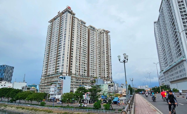 TPHCM: Thi h&agrave;nh kỷ luật bằng h&igrave;nh thức Khai trừ ra khỏi Đảng đối với 4 đảng vi&ecirc;n
- Ảnh 1.