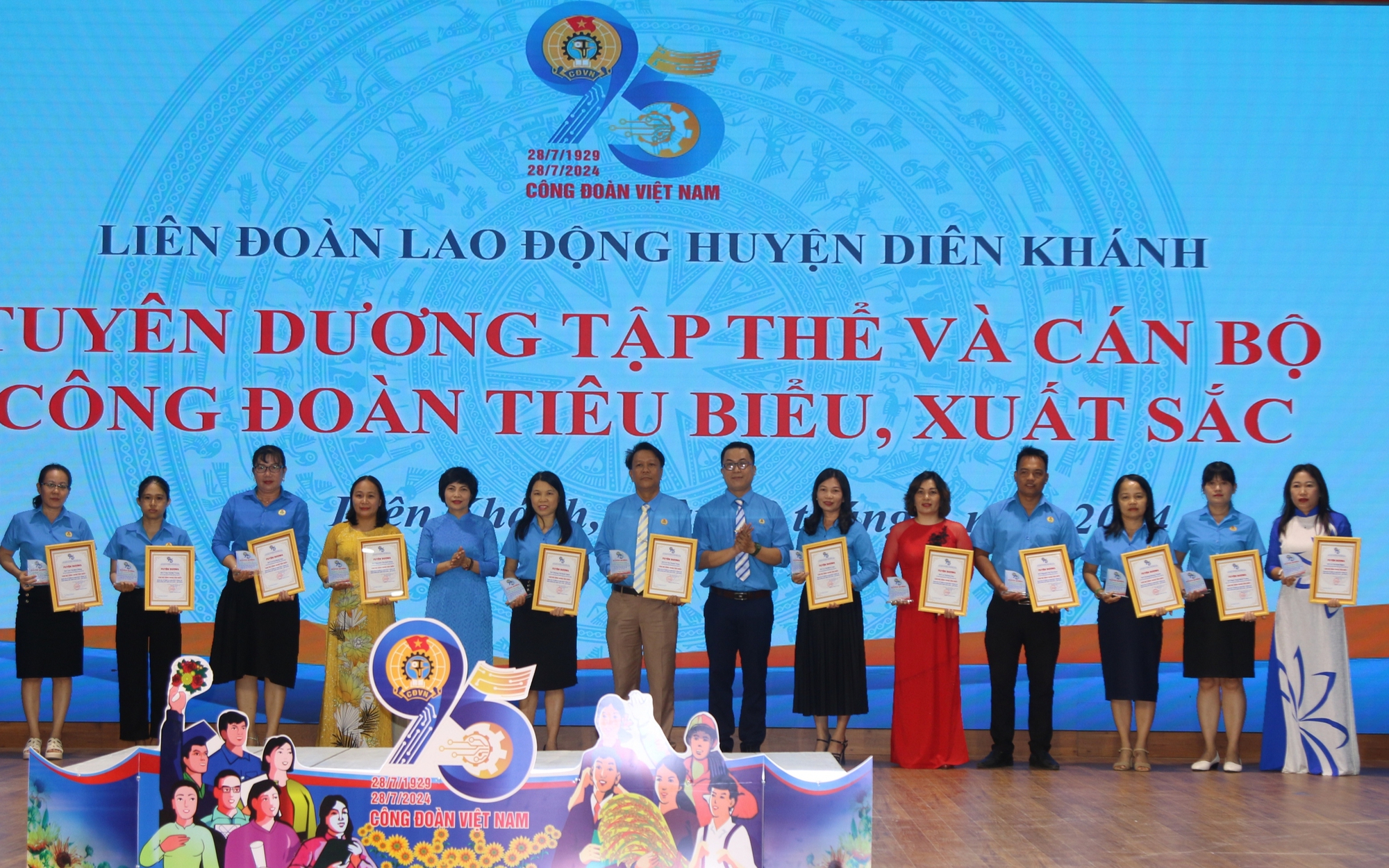 LĐLĐ huyện Diên Khánh tổ chức kỷ niệm 95 năm thành lập Công đoàn Việt Nam
