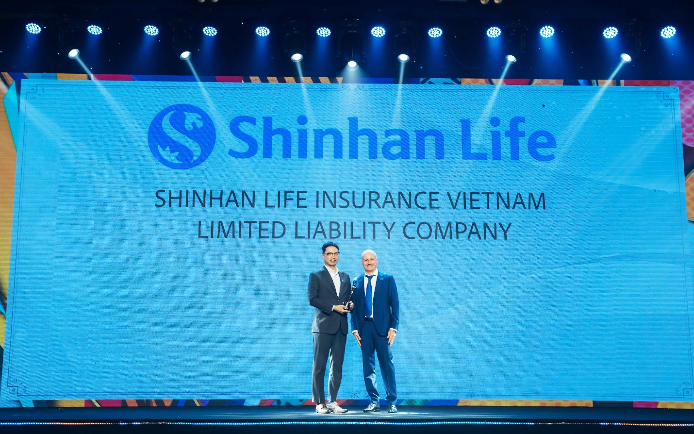 Shinhan Life Việt Nam đạt giải thưởng kép 2 năm liên tiếp tại HR Asia Awards- Ảnh 2.