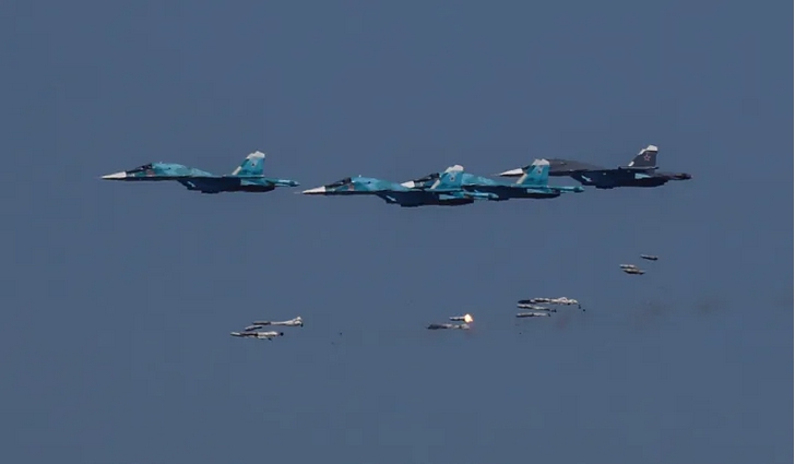 M&aacute;y bay n&eacute;m bom Sukhoi Su-34... Ảnh: Reuters
