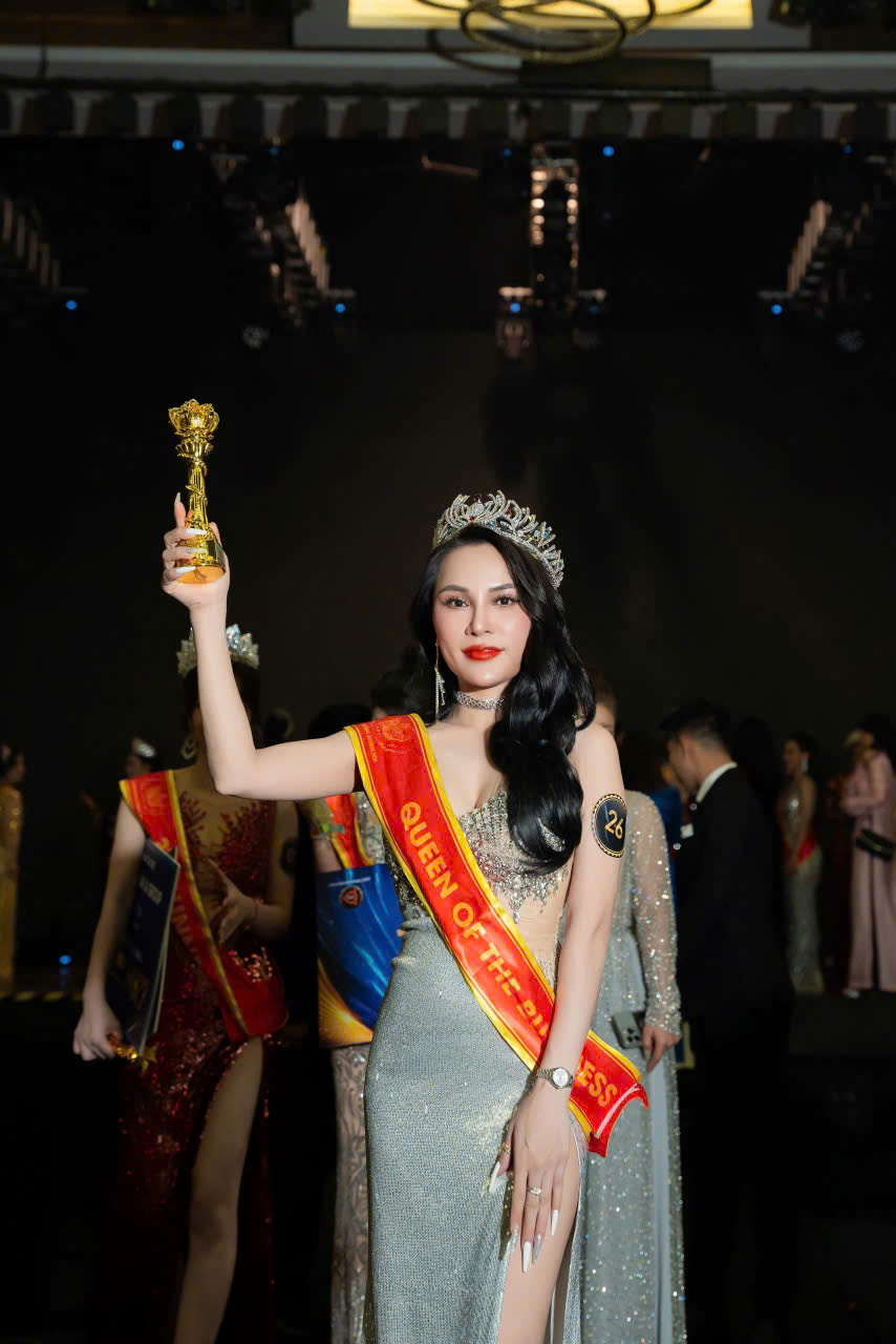 Ch&acirc;n dung Nữ ho&agrave;ng Doanh nh&acirc;n Quốc tế 2024 Tina Trần- Ảnh 2.