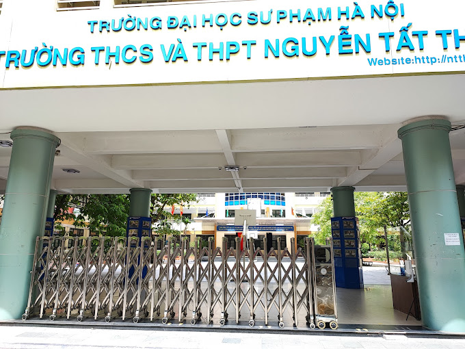 Nhiều trường học H&agrave; Nội chuyển sang dạy học trực tuyến v&igrave; b&atilde;o lụt- Ảnh 2.