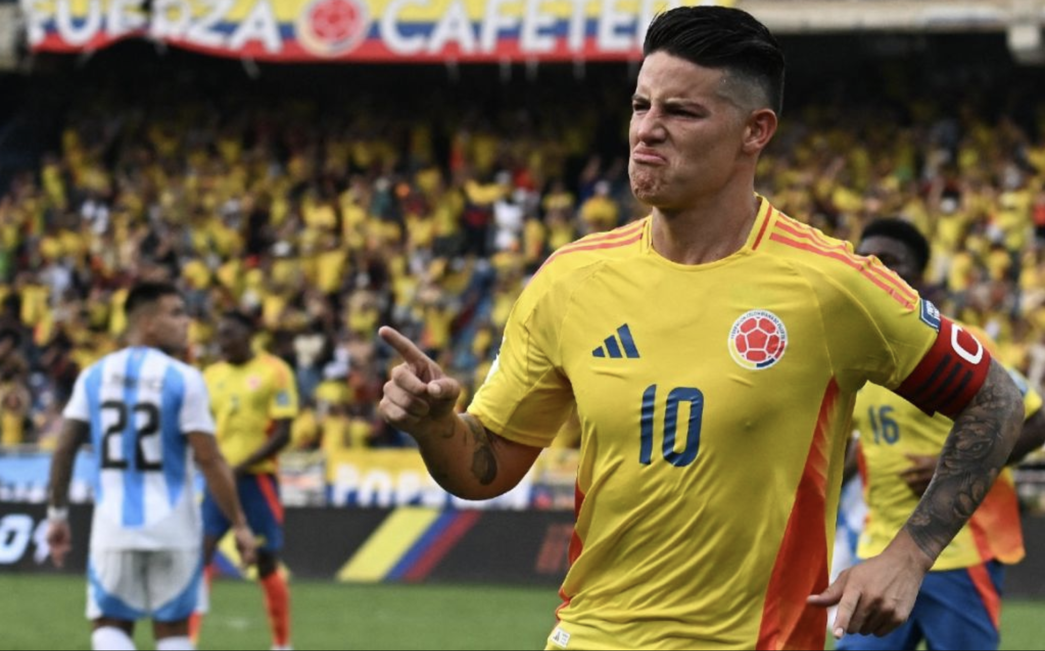 Vắng Messi, Argentina gục ng&atilde; trước "đ&ograve;n th&ugrave;" Colombia- Ảnh 6.