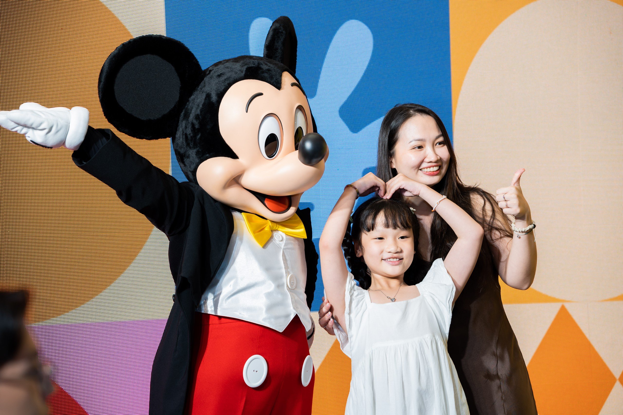 Solite v&agrave; Disney ra mắt b&aacute;nh b&ocirc;ng lan phi&ecirc;n bản Mickey tại Việt Nam- Ảnh 1.