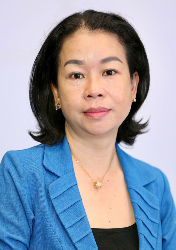 B&agrave; TRẦN THỊ TH&Ugrave;Y TR&Acirc;M