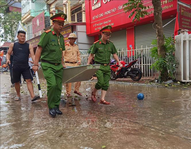 L&agrave;ng gốm B&aacute;t Tr&agrave;ng nổi tiếng của H&agrave; Nội bị ngập lụt- Ảnh 3.